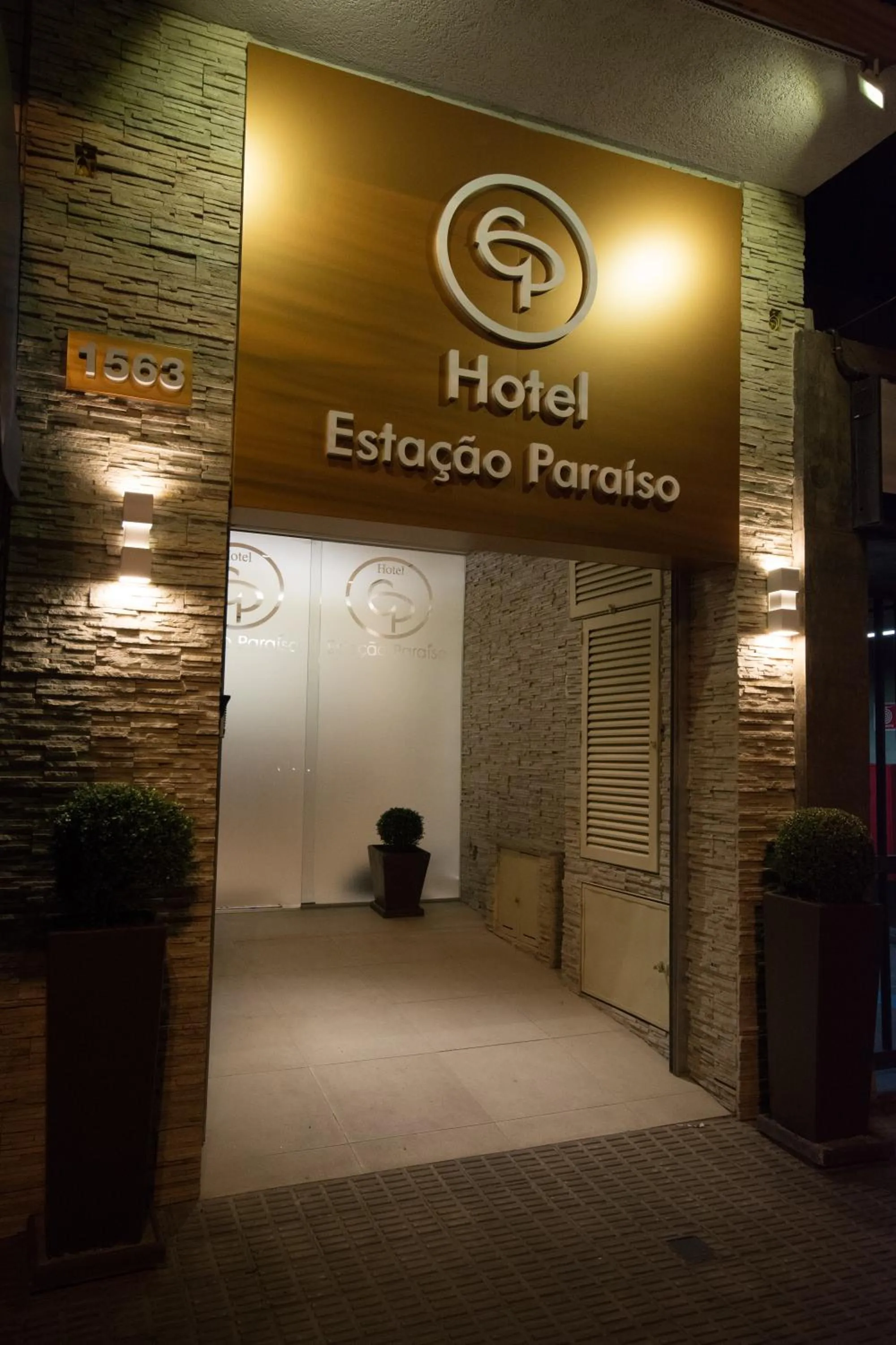 Property logo or sign in Hotel Estação Paraíso - ao lado do Metrô Paraíso e 600m da Av Paulista