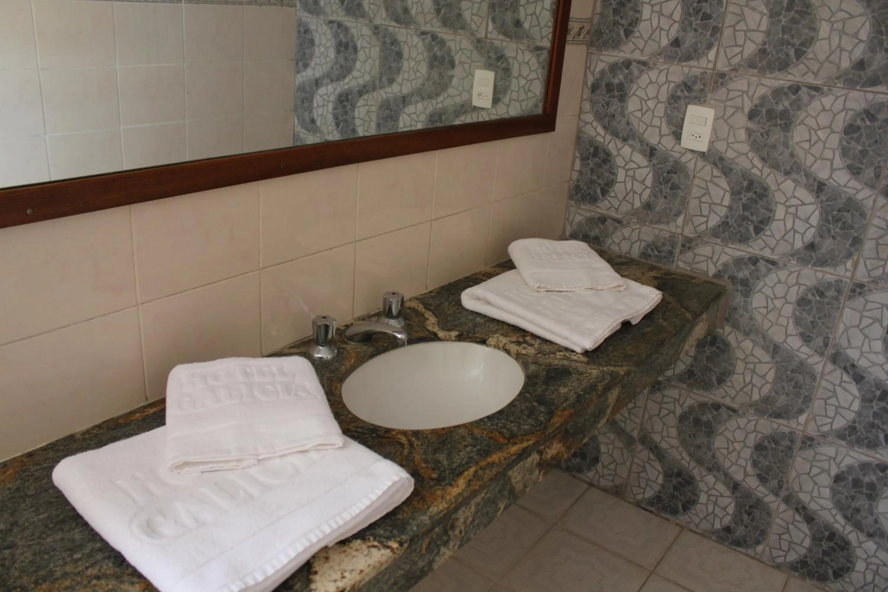 Bathroom in Hotel Galícia