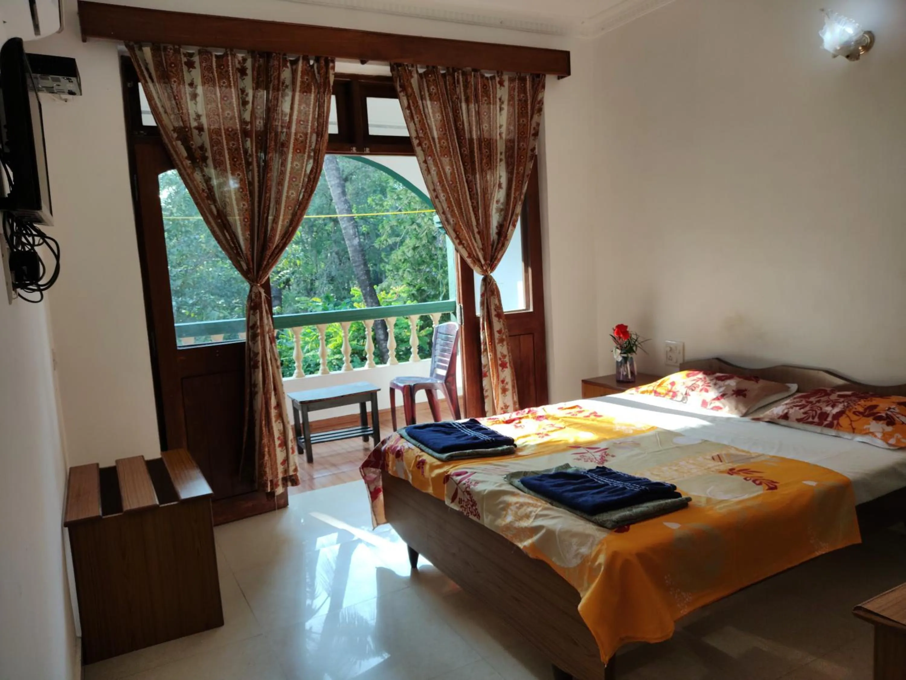 Bed in Hotel Kismat Mahal