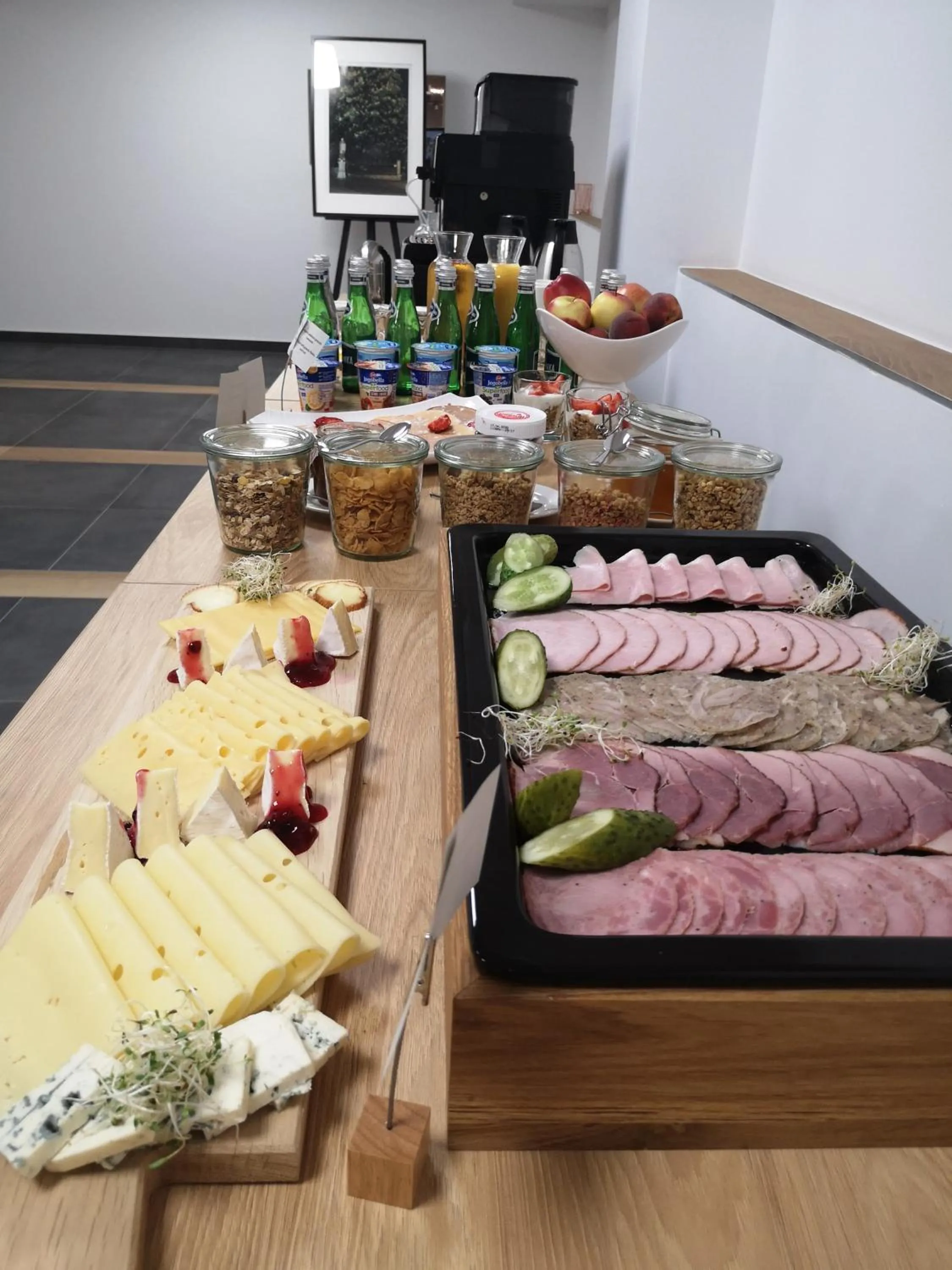 Food and drinks in Brassel Aparthotel