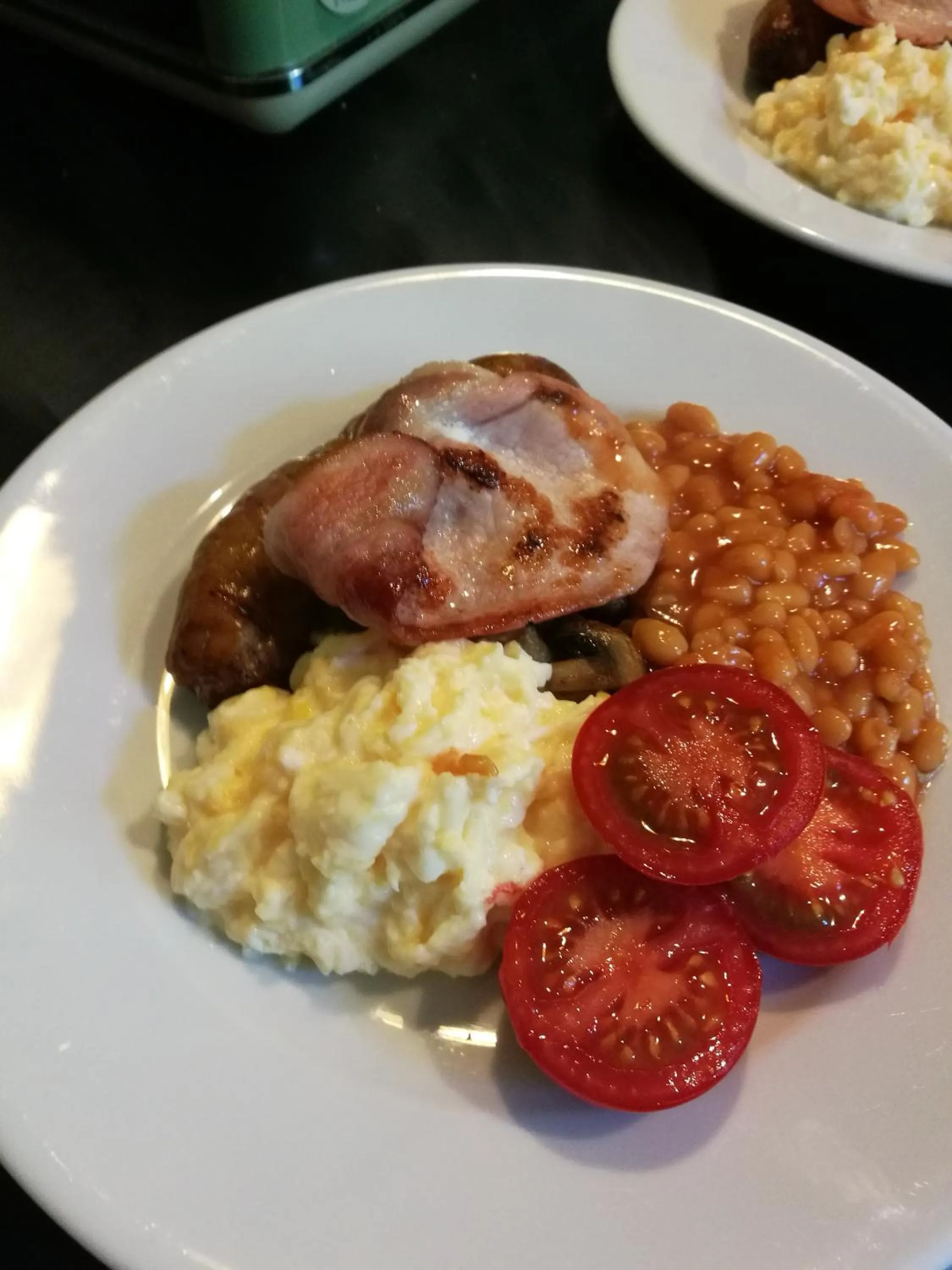 Breakfast in Laston House