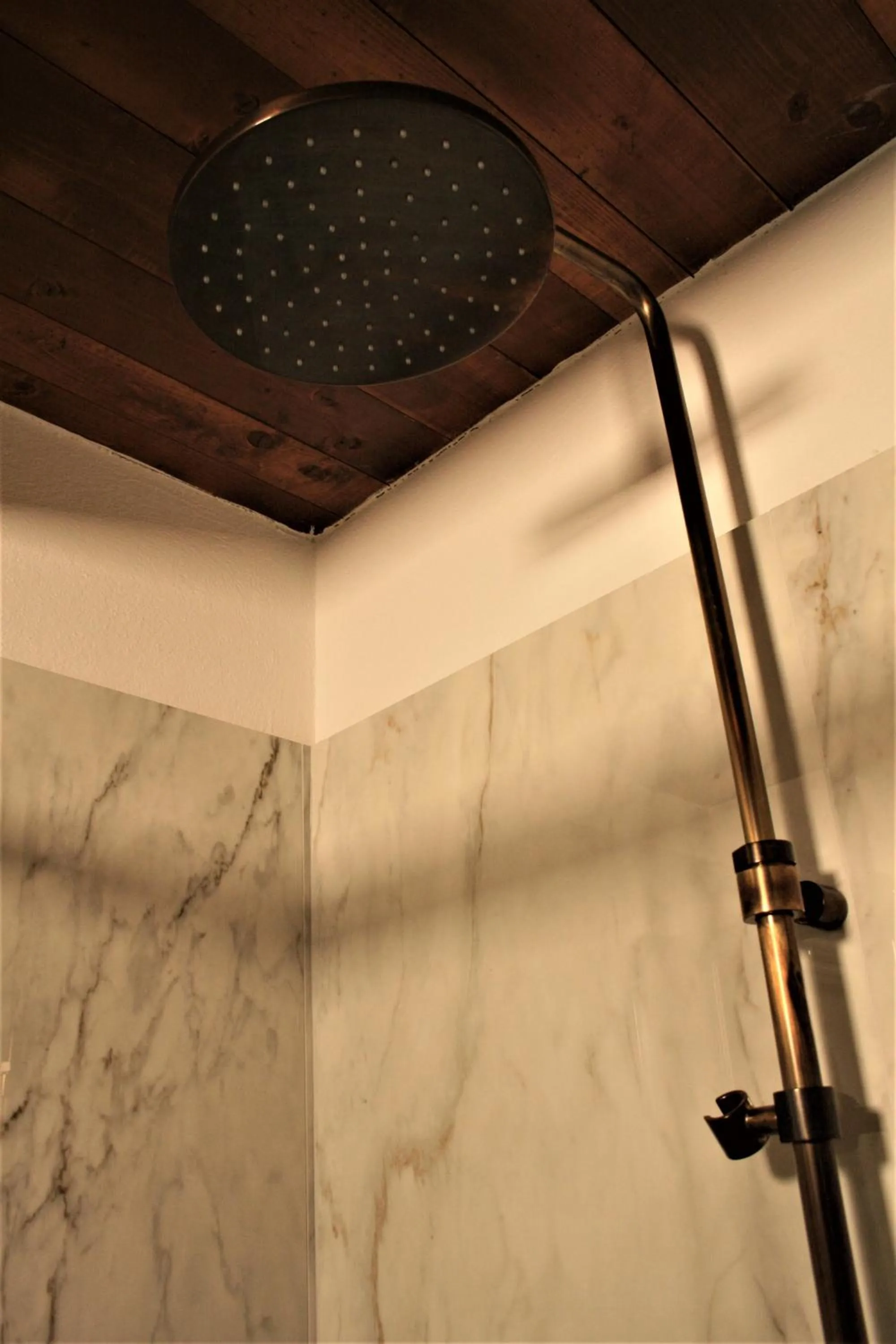 Shower in Il Palazzo Ridracoli