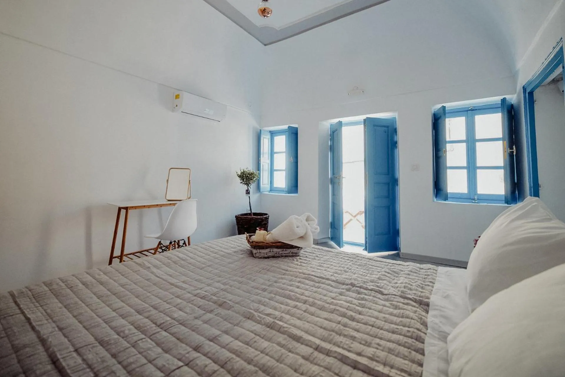 Bed in Pueblo Viejo Suites