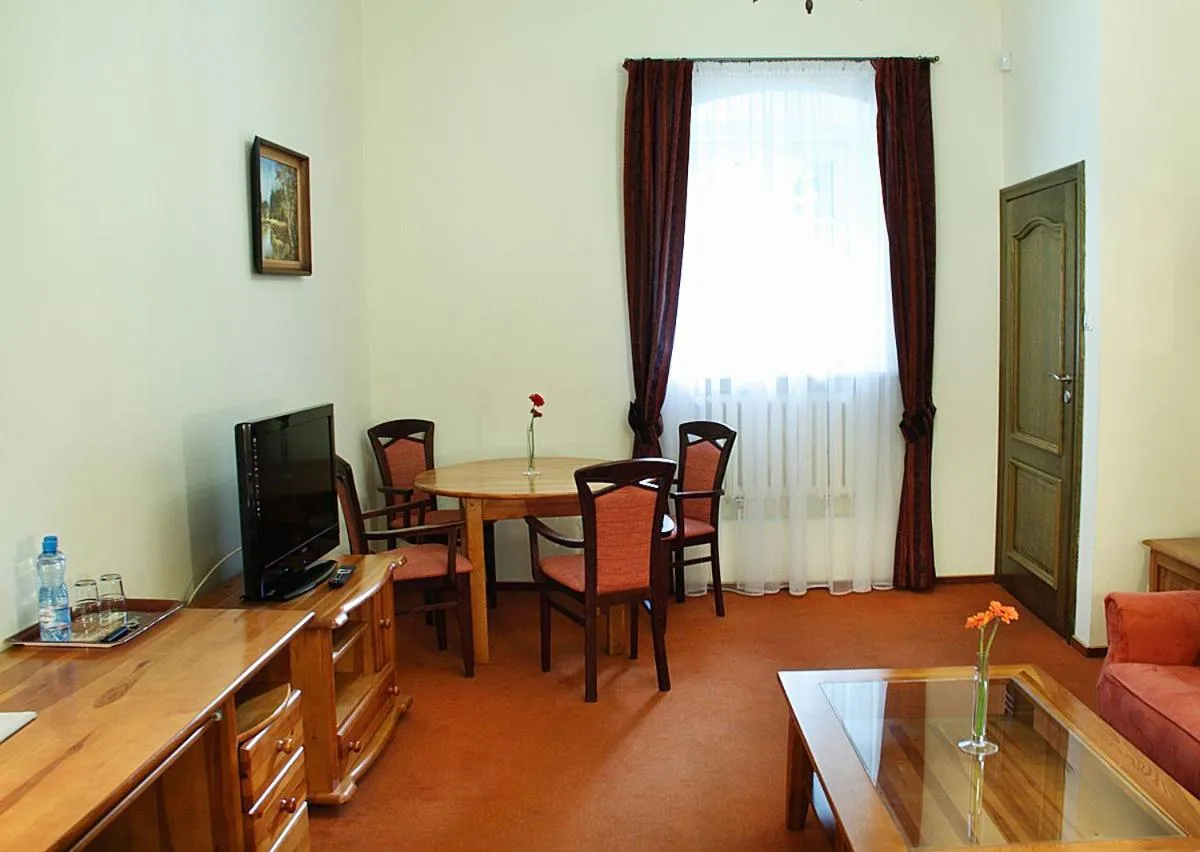 Hotel Przy Oślej Bramie - Zamek Książ