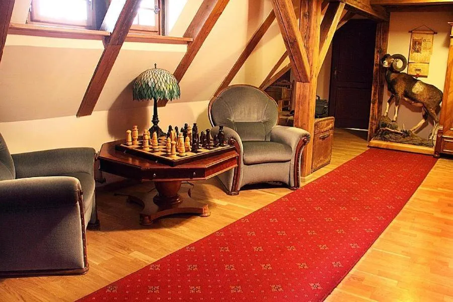 Seating area in Hotel Przy Oślej Bramie - Zamek Książ