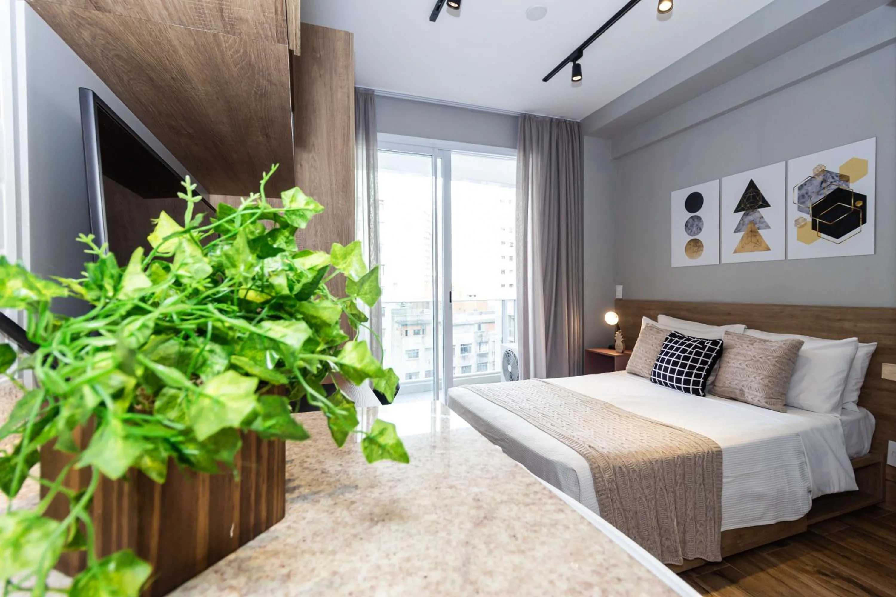 Photo of the whole room, Bed in 360 Suítes Sé