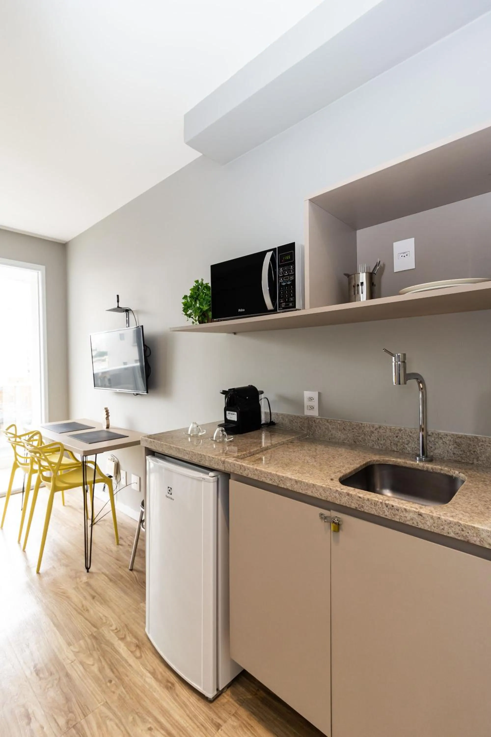 Kitchen or kitchenette in 360 Suítes Sé