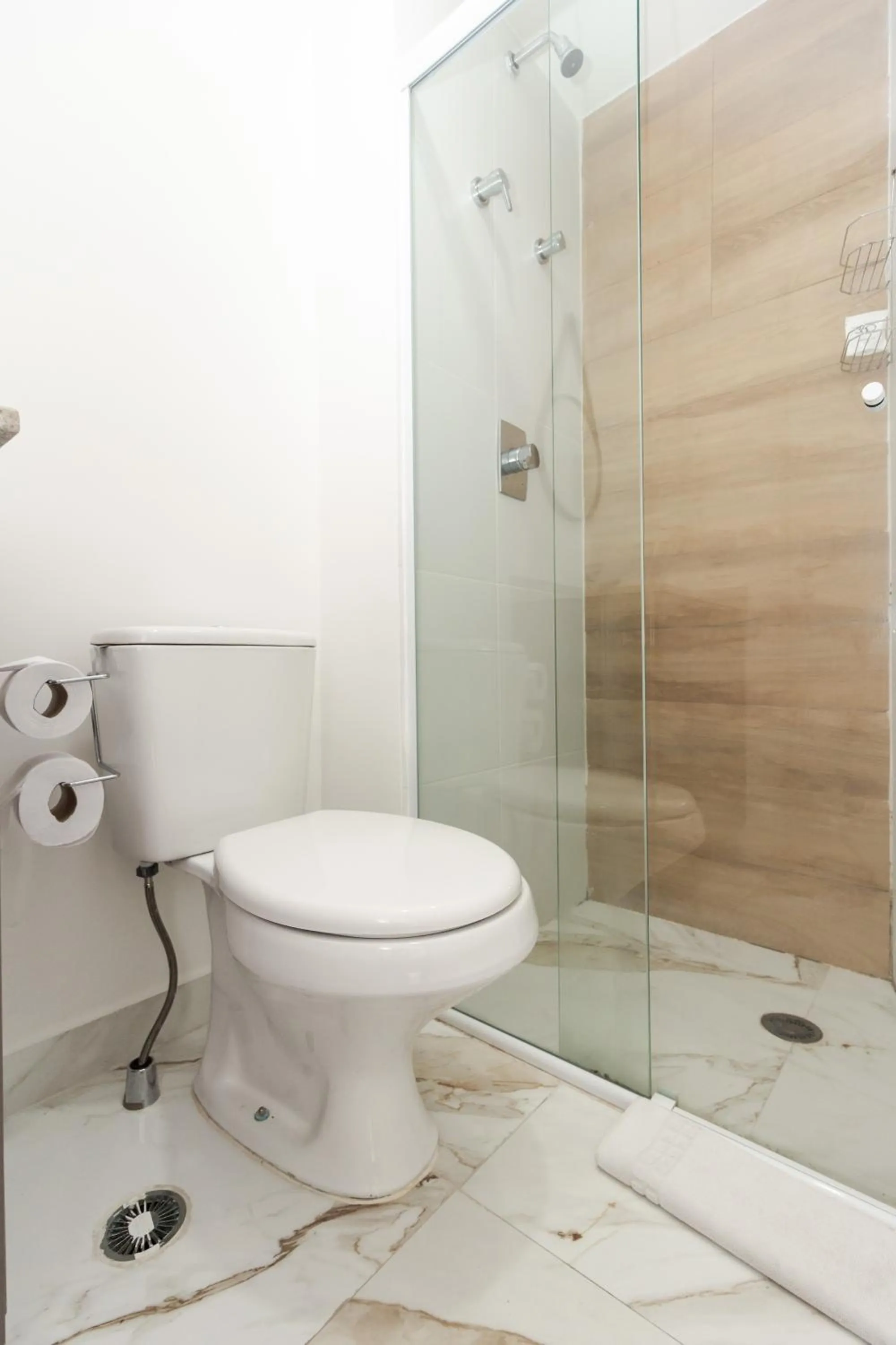 Bathroom in 360 Suítes Sé