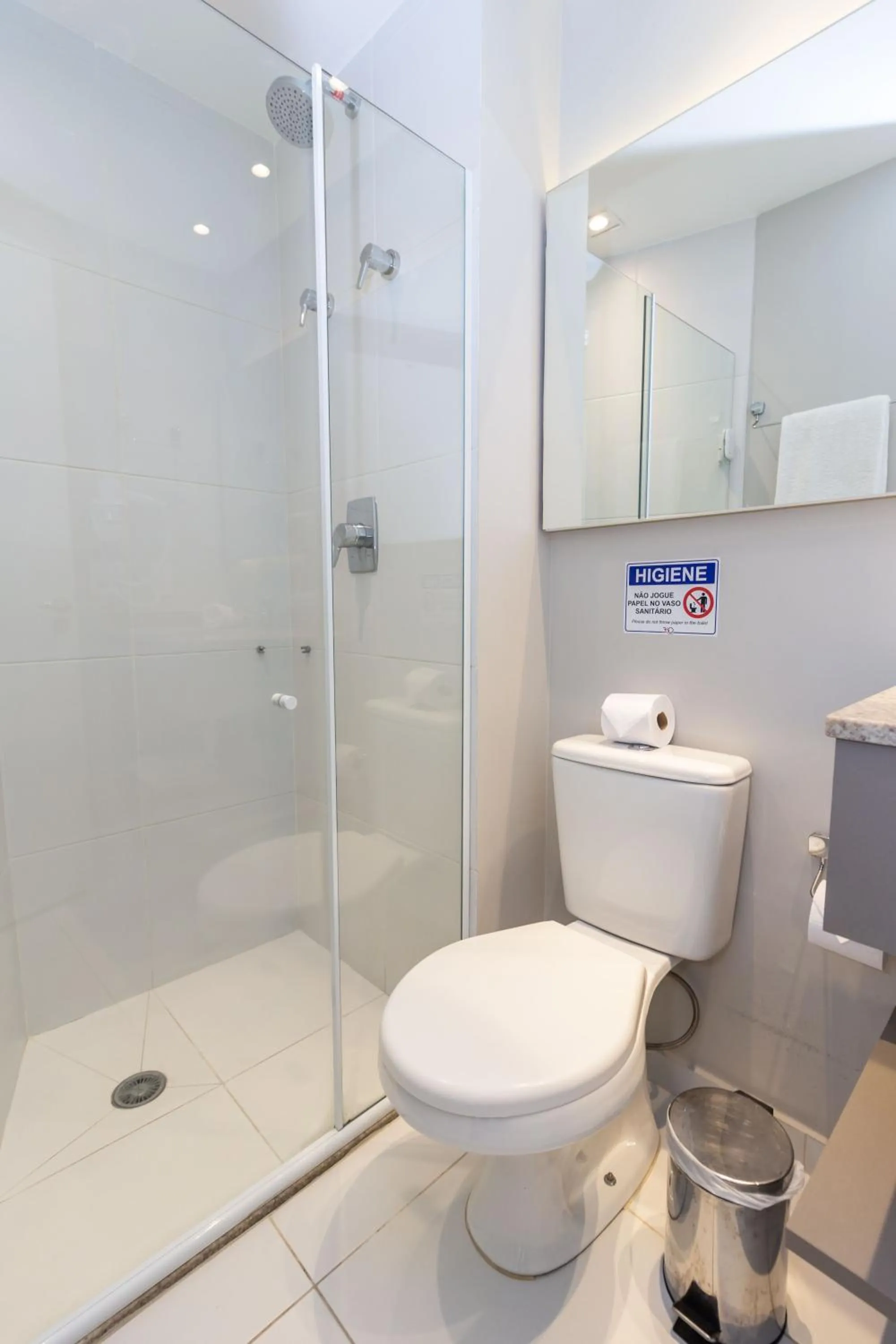 Bathroom in 360 Suítes Sé