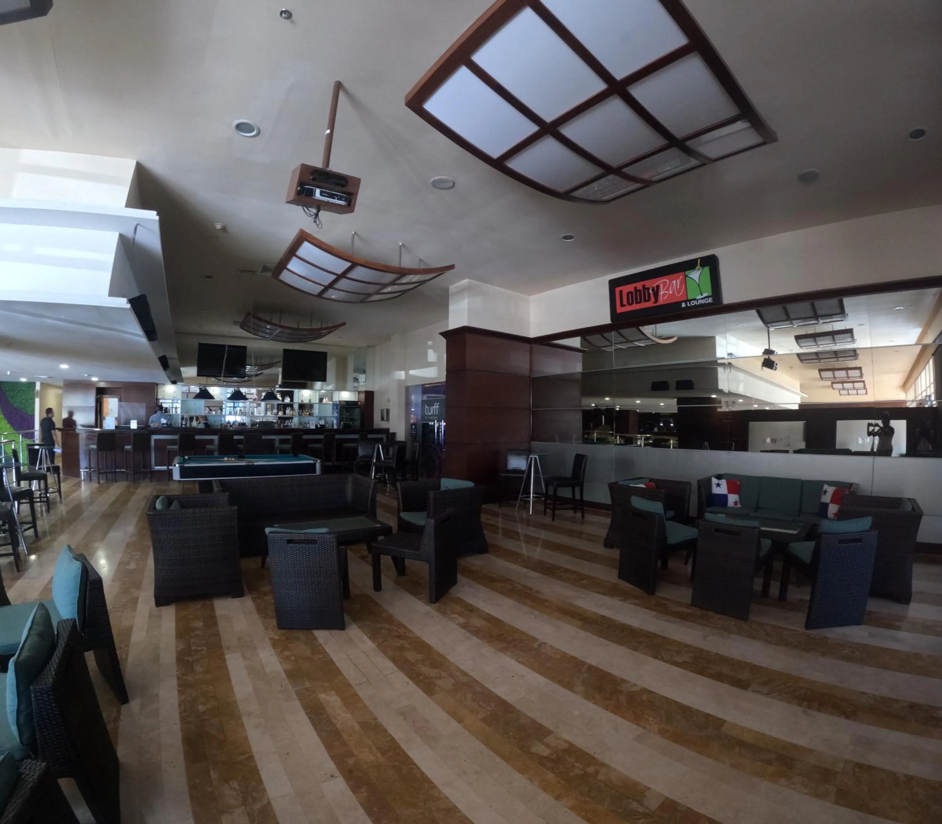 Lounge or bar in Radisson Colon 2,000 Hotel & Casino