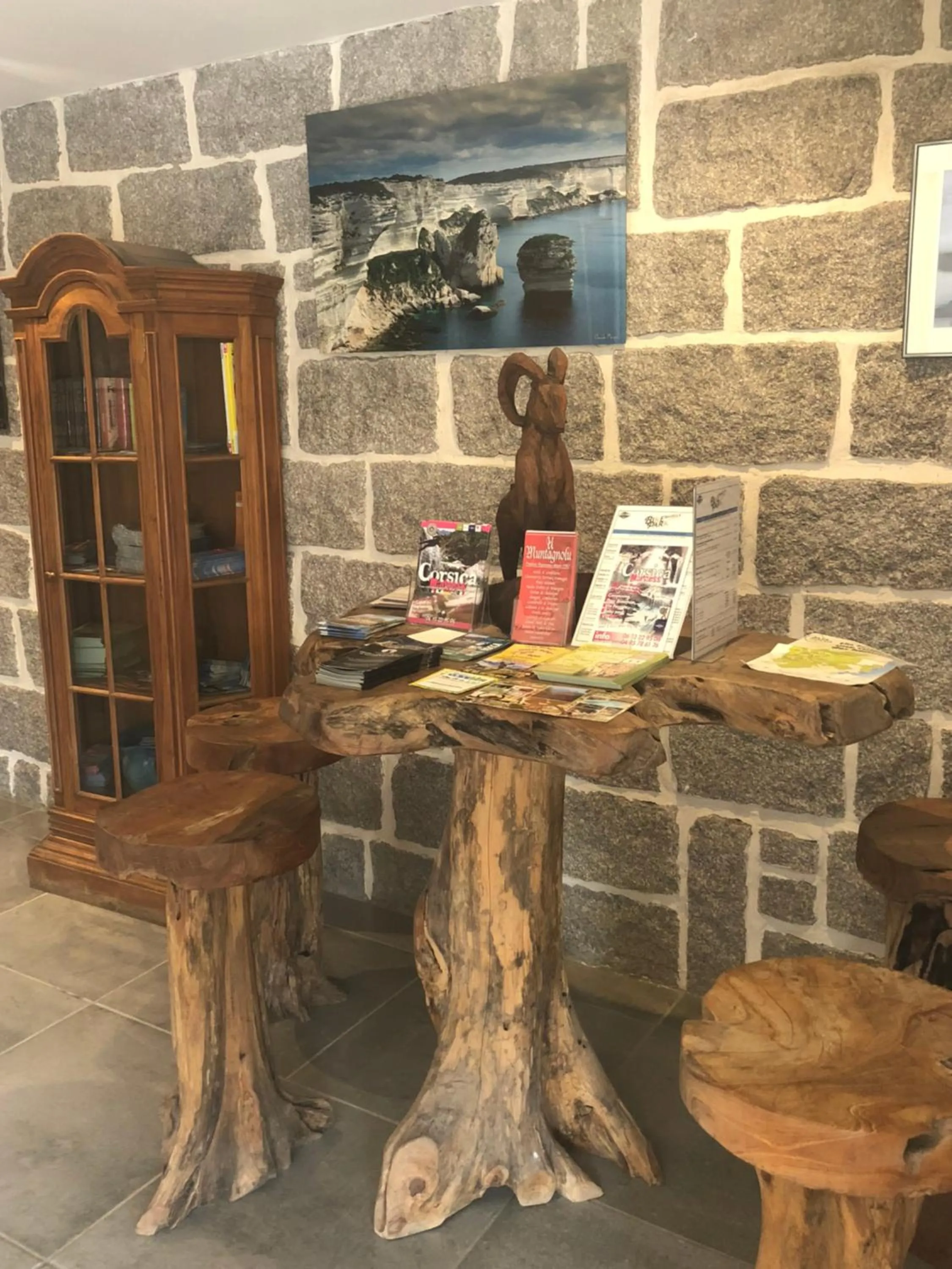 Lobby or reception in Hotel Clair de Lune