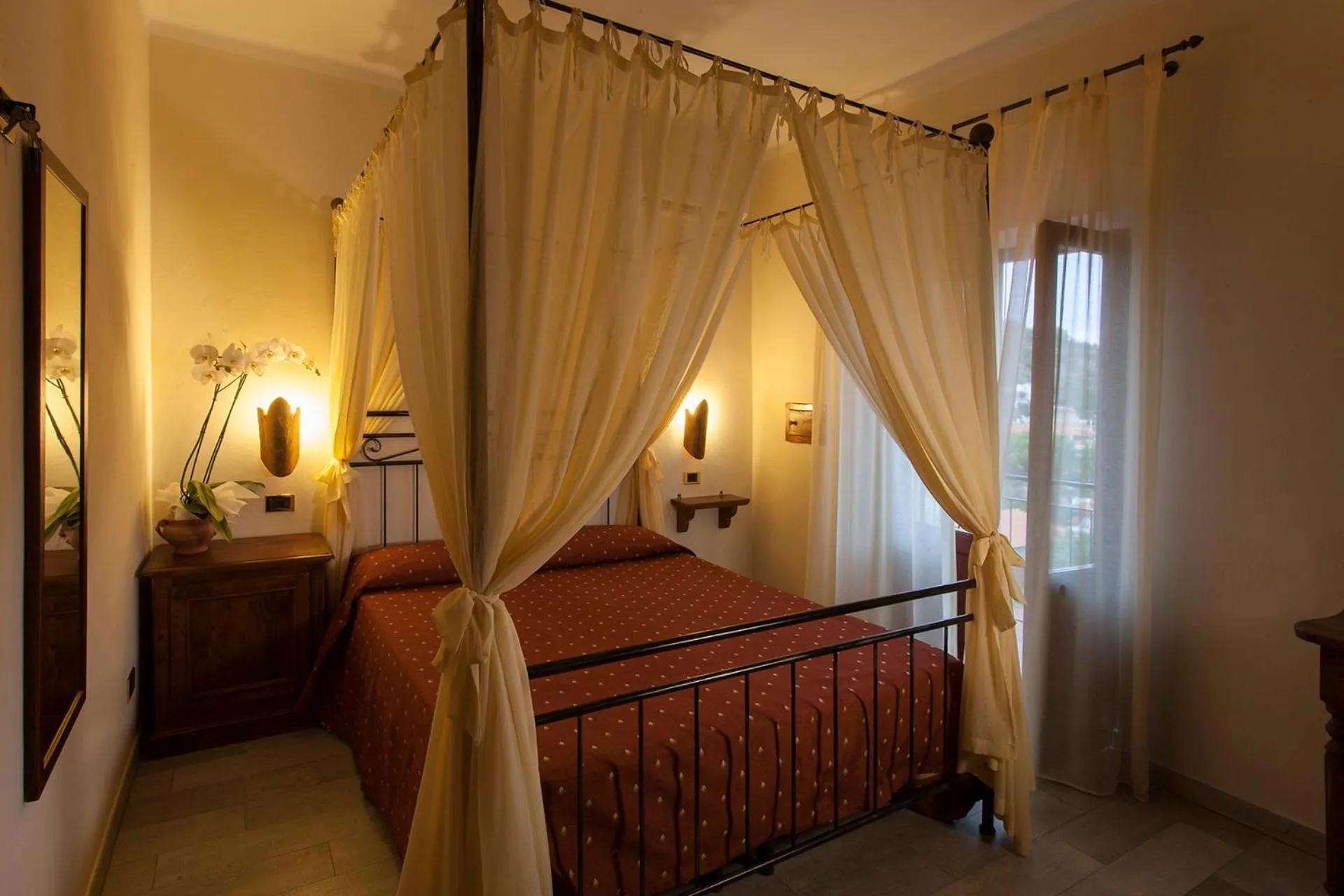 Balcony/Terrace, Bed in Boutique Hotel Ilio