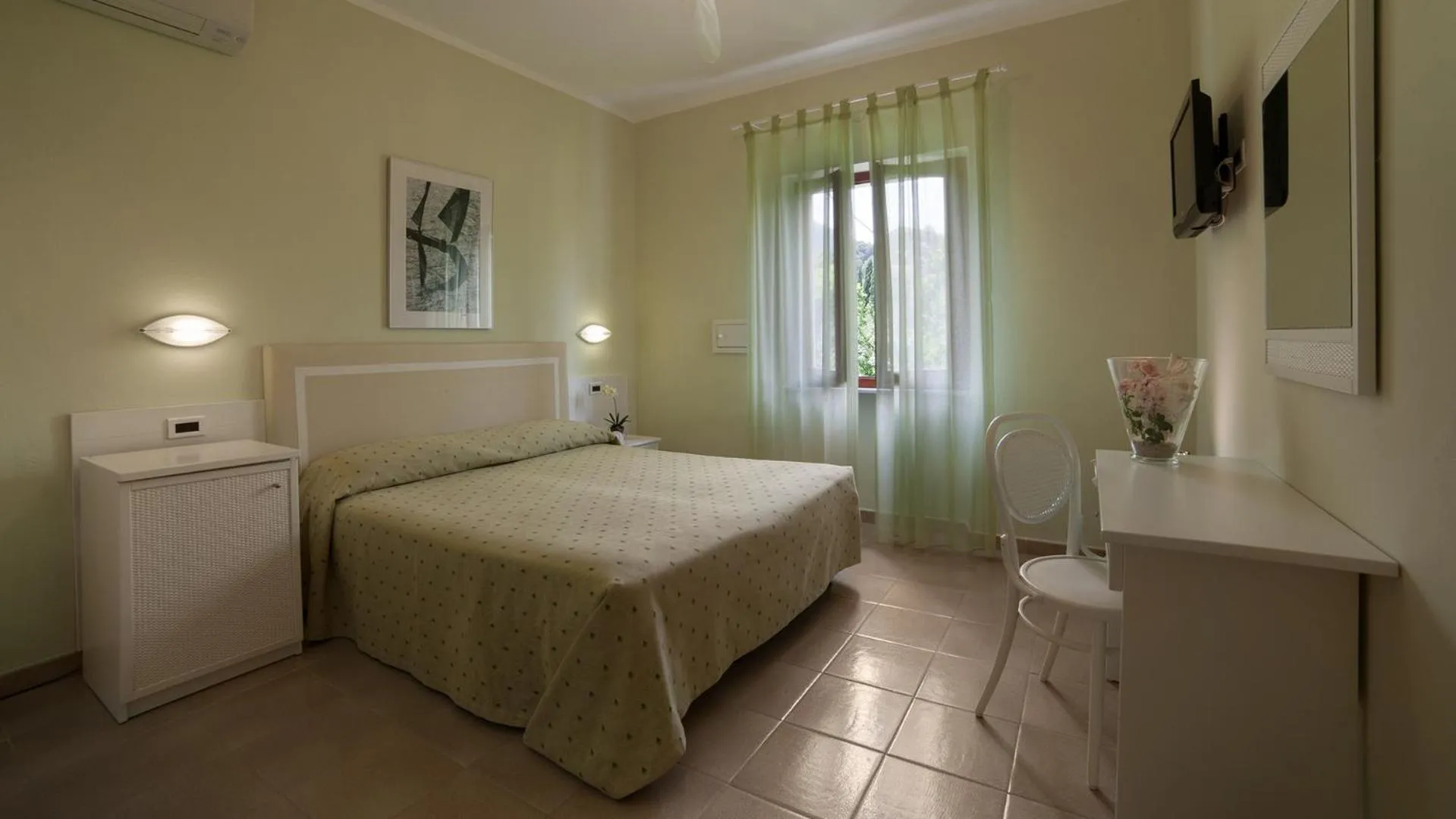 Bed in Boutique Hotel Ilio