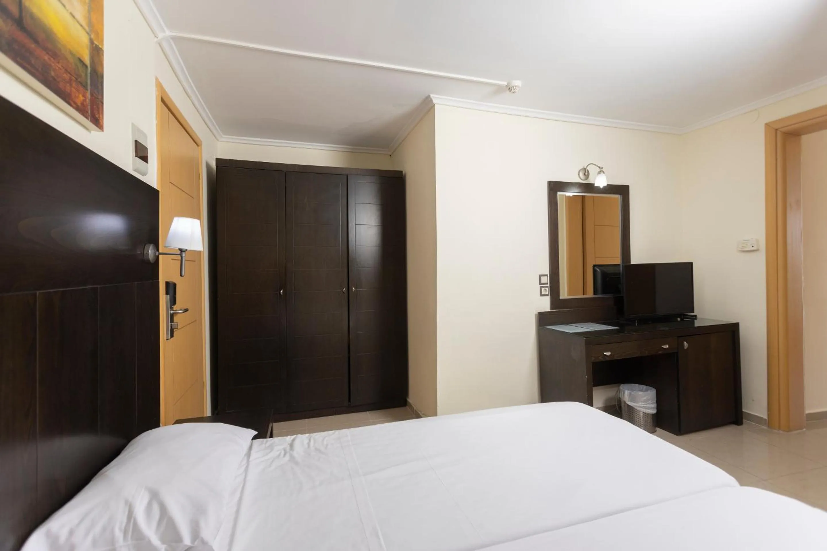 Bedroom, Bed in Hanioti GrandOtel