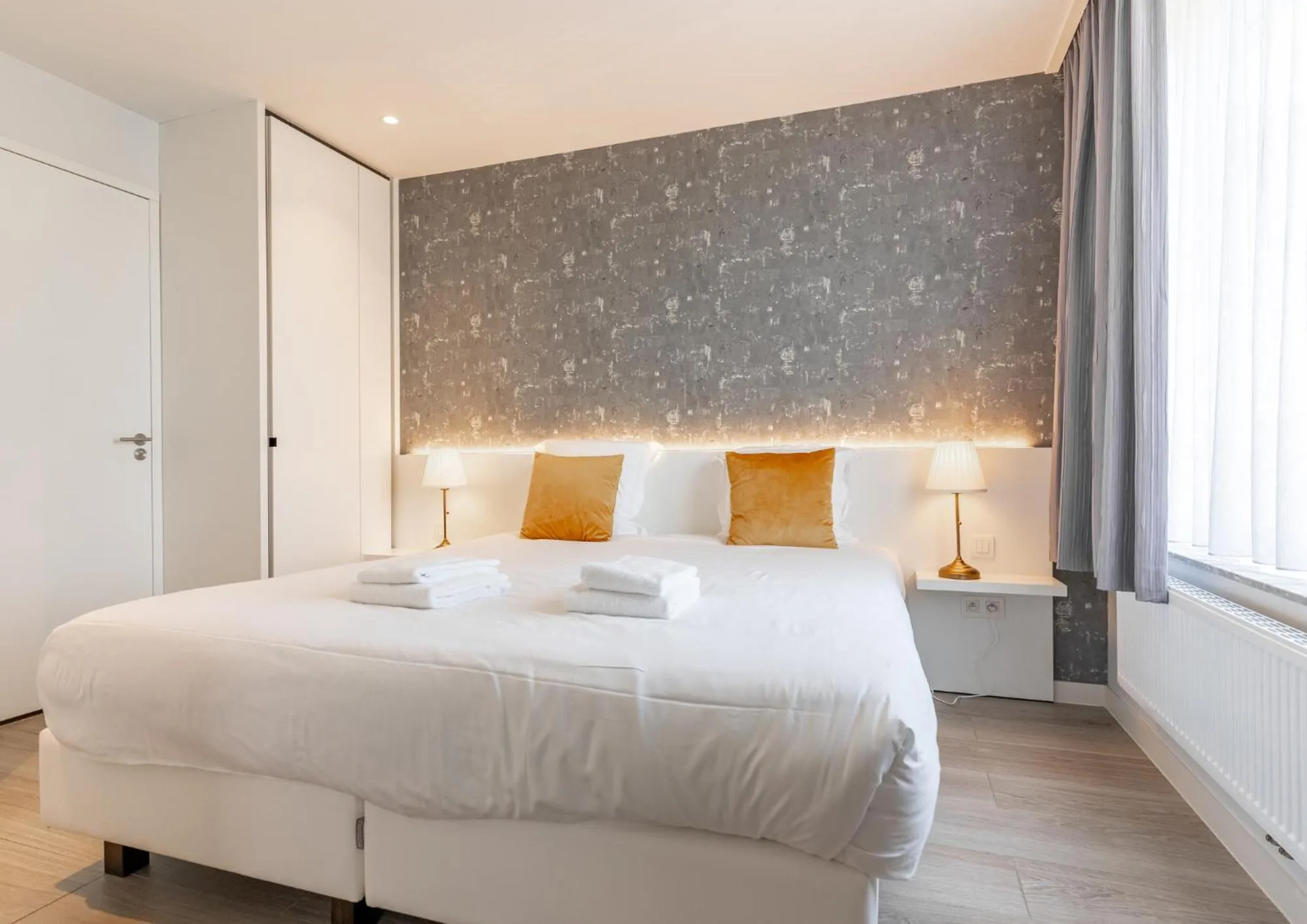 Bed in Acropolis - Luxury Appartments I Hotelservice and parking