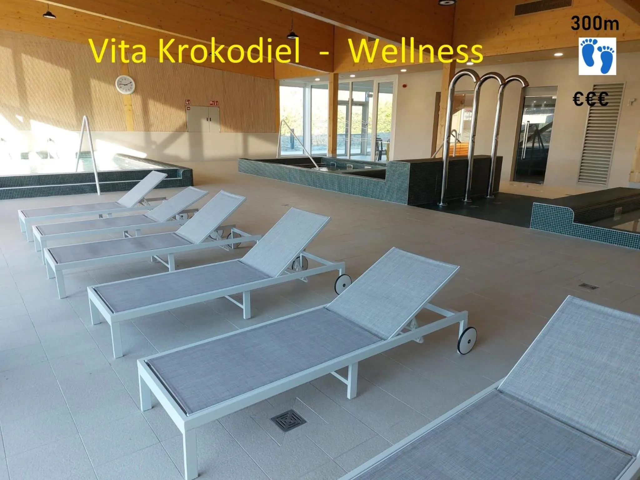 Swimming pool in Acropolis - Luxury Appartments I Hotelservice and parking