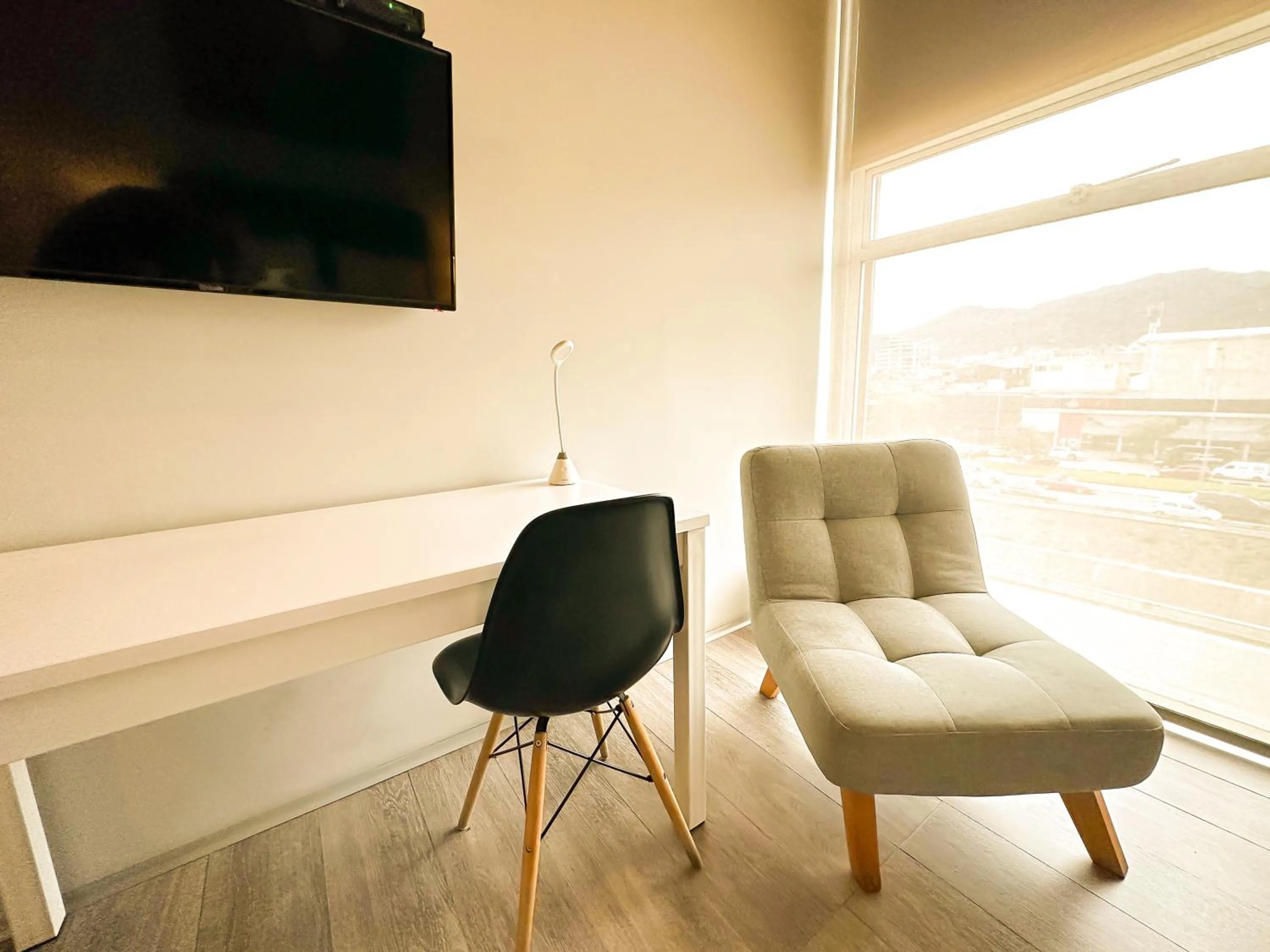 TV and multimedia in Hotel Arena Suites Movistar Arena