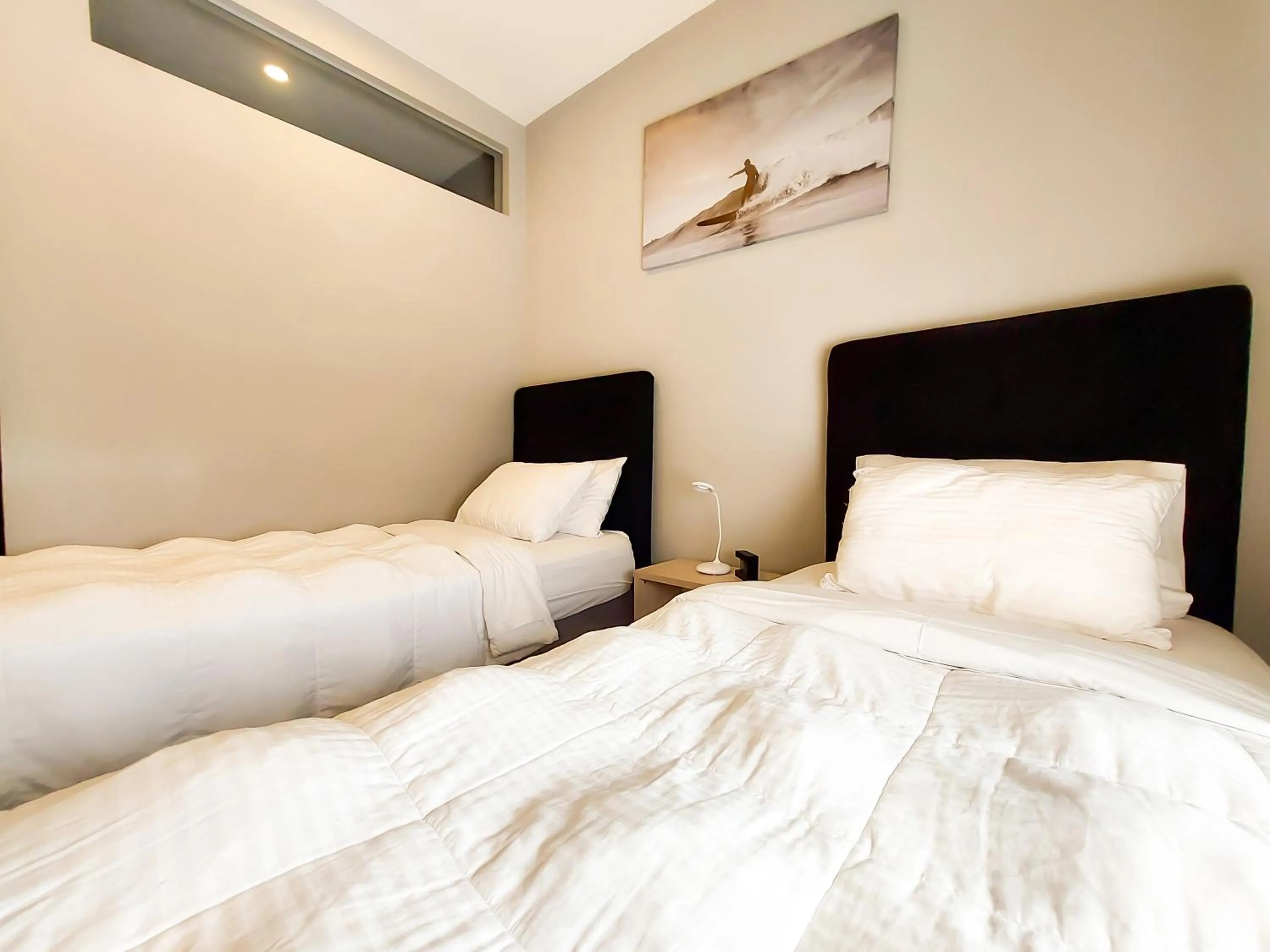 Bedroom, Bed in Hotel Arena Suites Movistar Arena