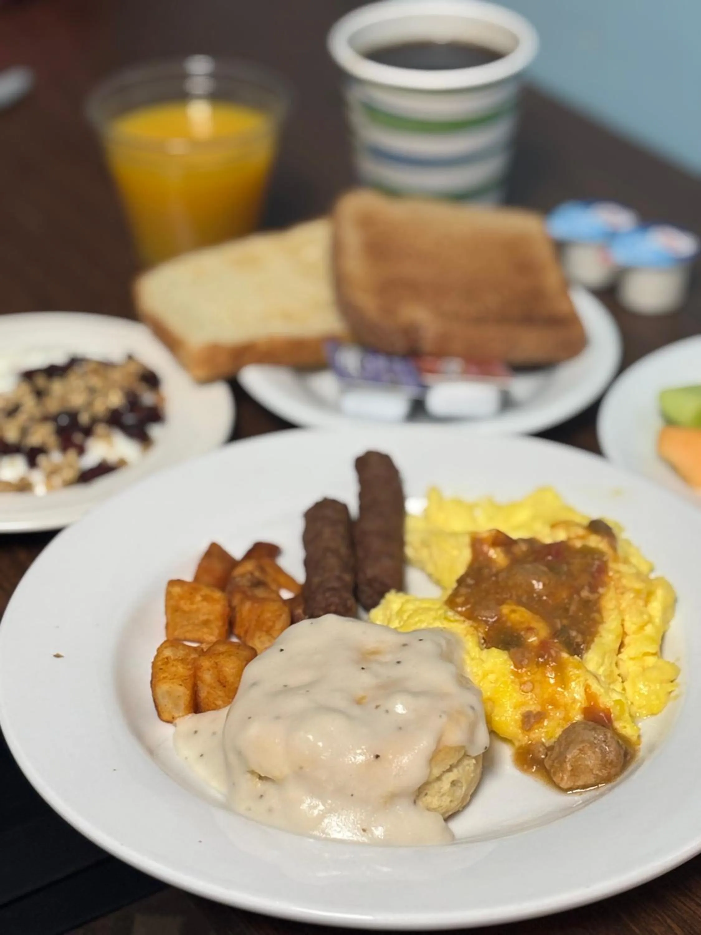 Food in Plaza Hotel Denver Central