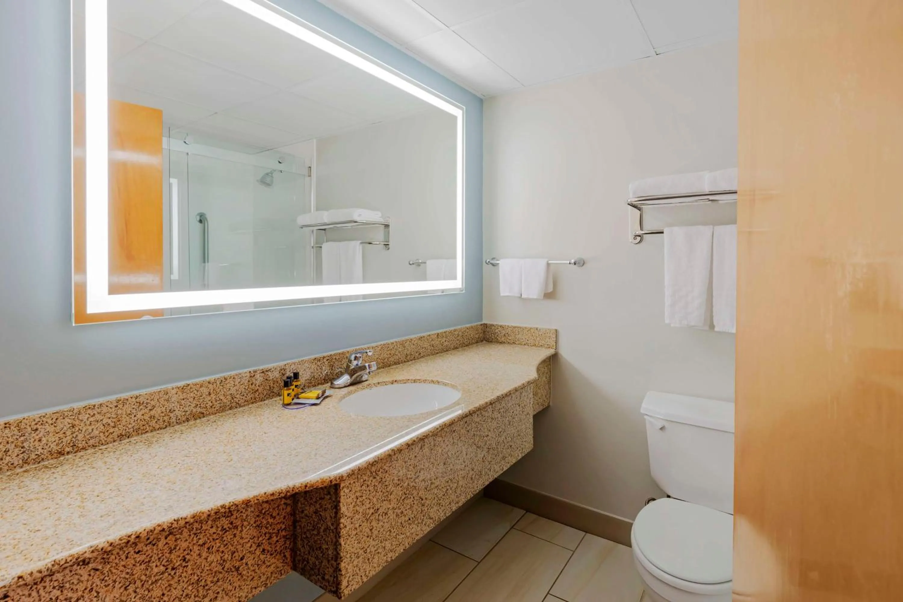 Bathroom in Best Western Plus Wilmington / Wrightsville Beach