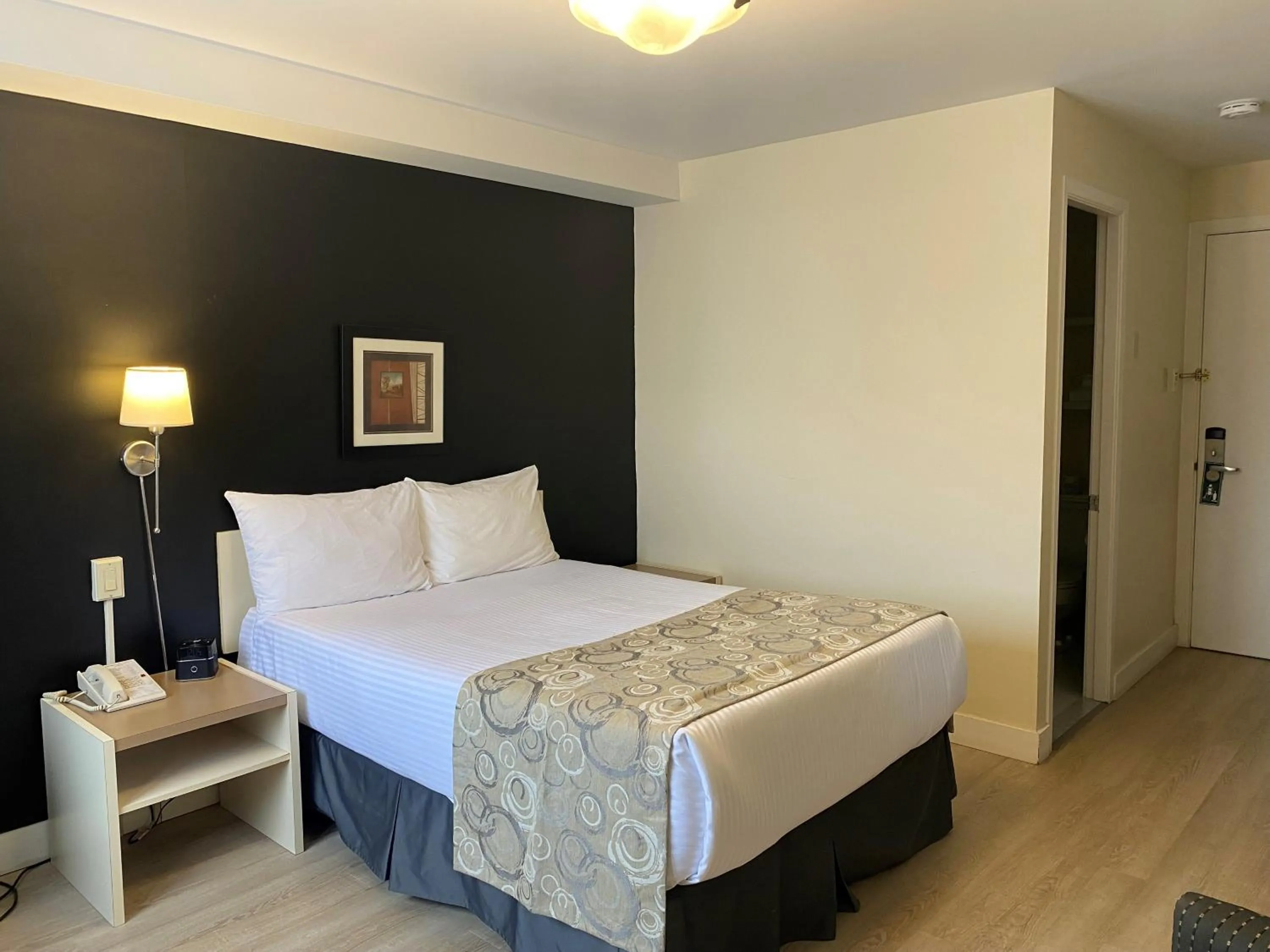 Bed in Hôtel Centre-Ville