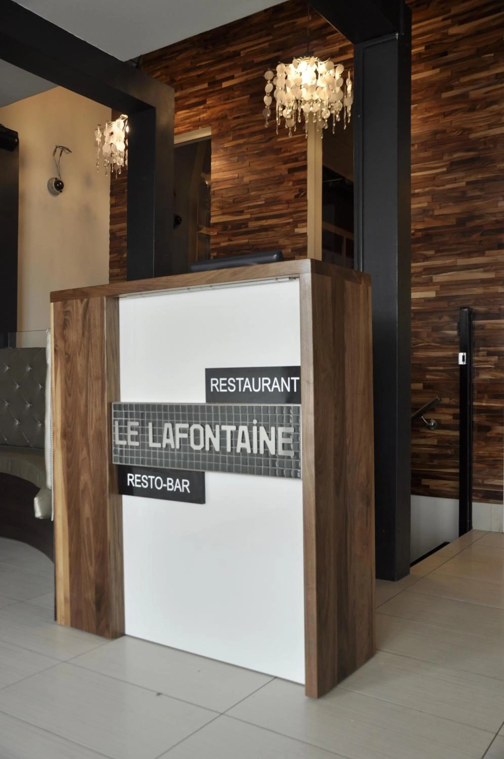 Restaurant/places to eat in Hôtel Centre-Ville