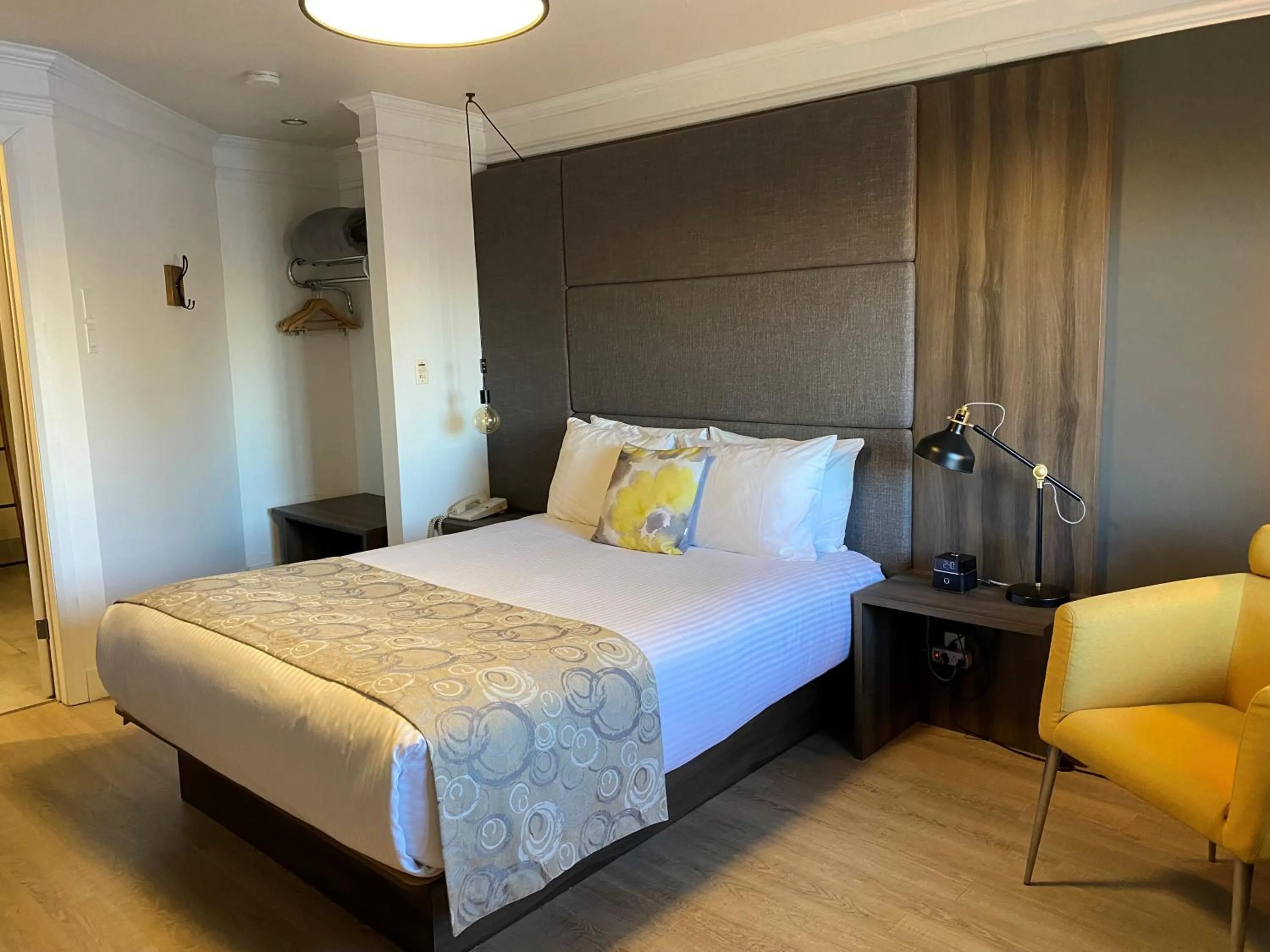 Bed in Hôtel Centre-Ville