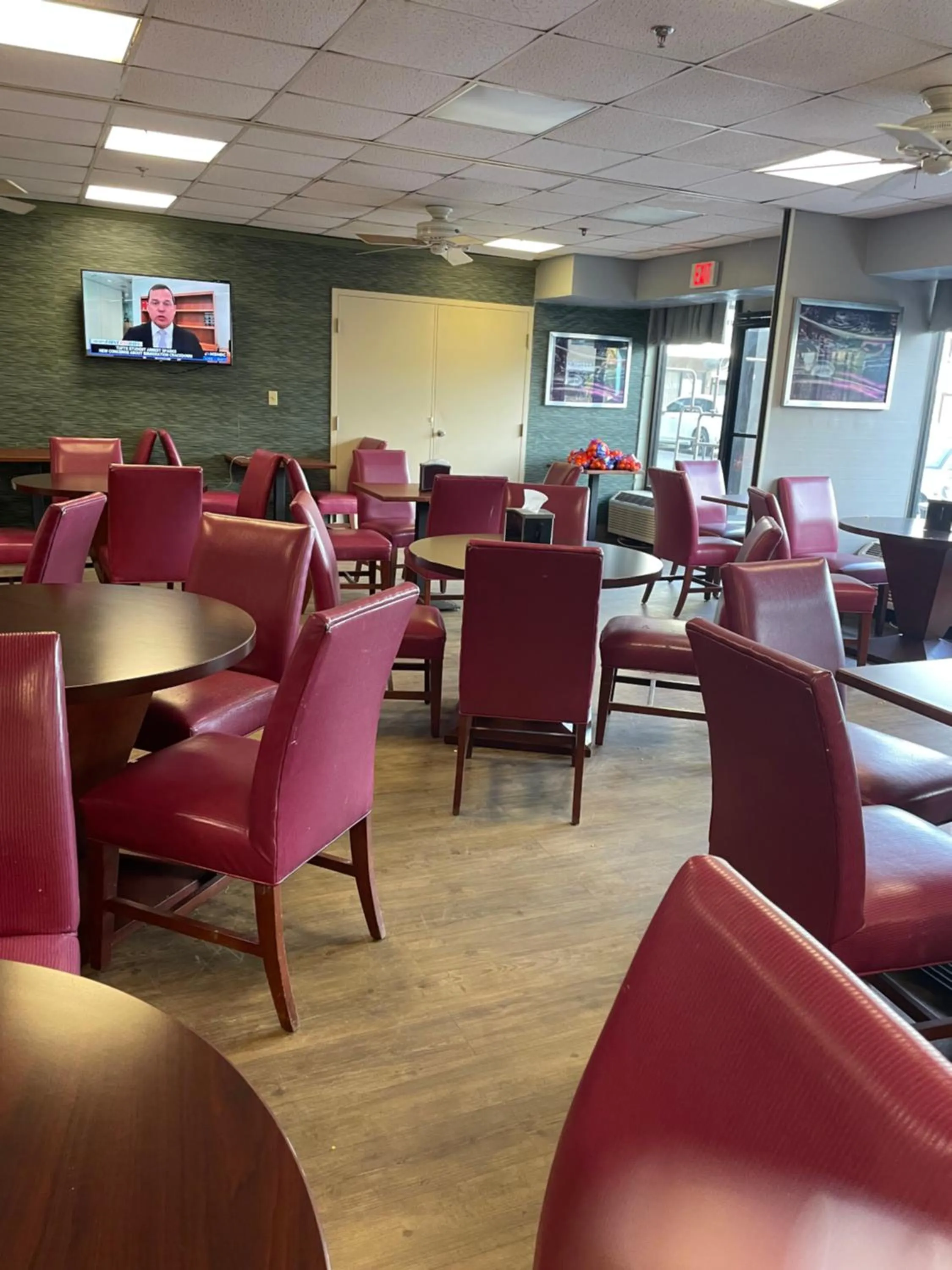 Breakfast in Days Inn by Wyndham Virginia Beach At The Beach