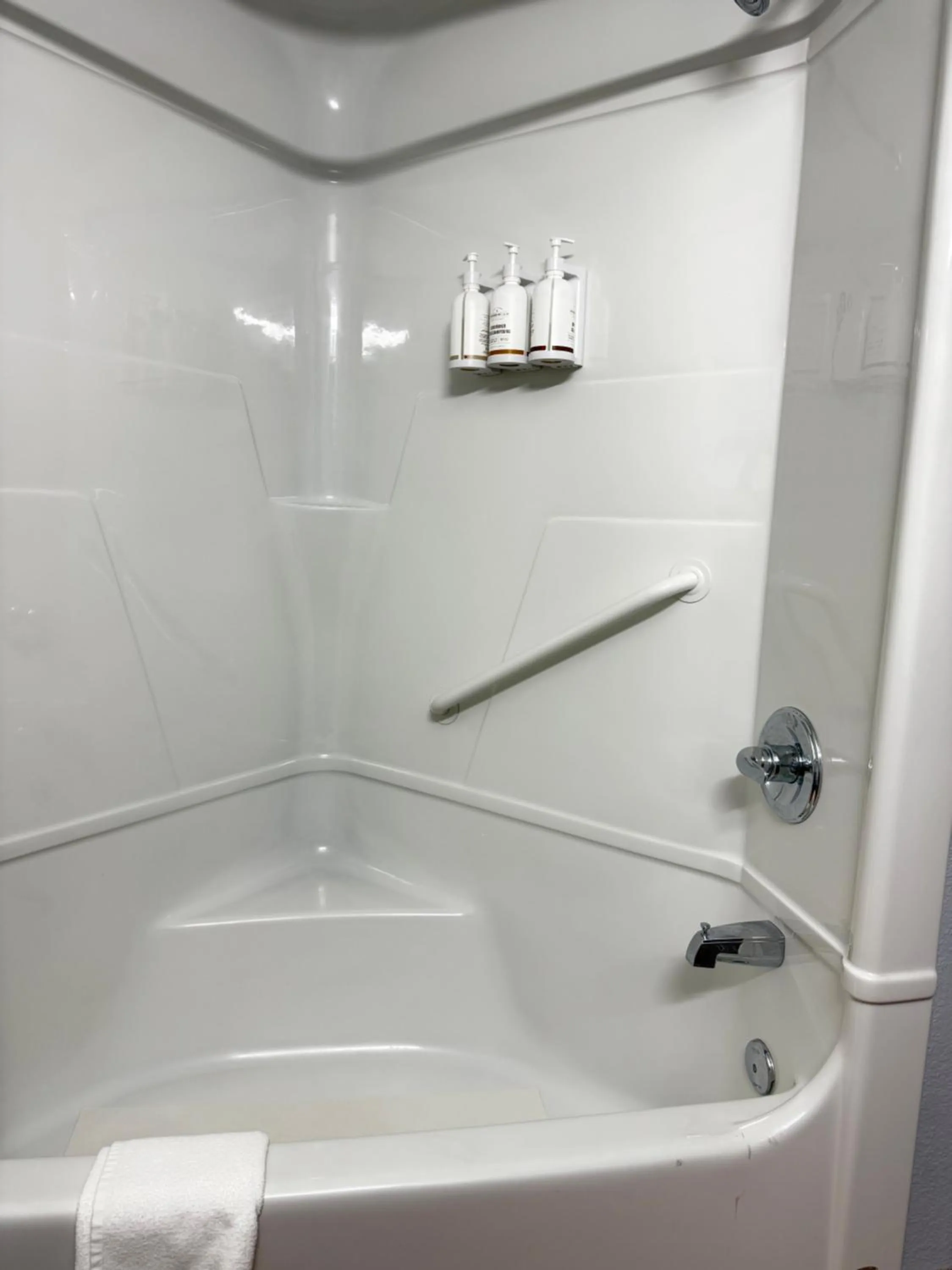 Bath in Baymont by Wyndham Kingdom City