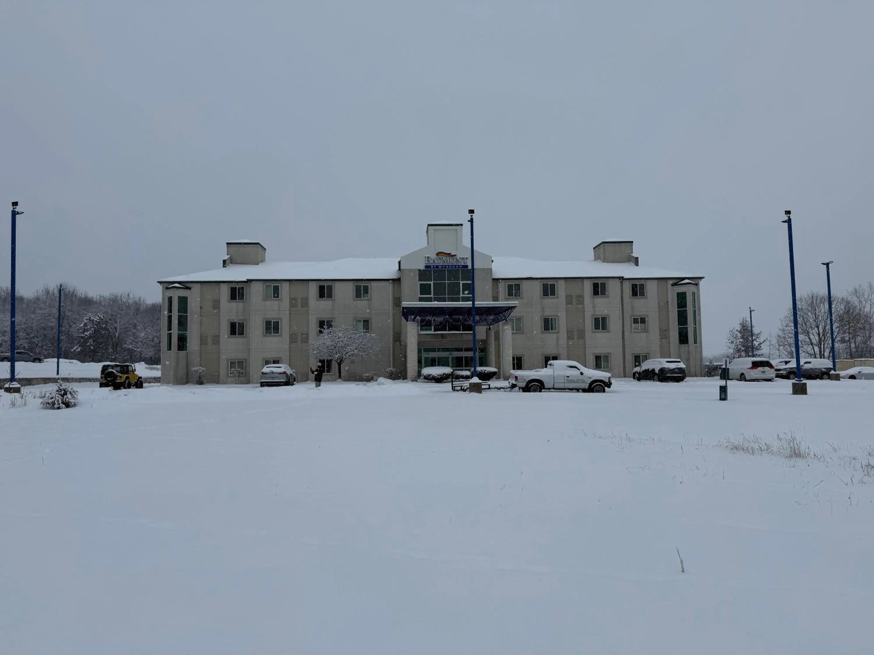 Property building in Baymont by Wyndham Kingdom City