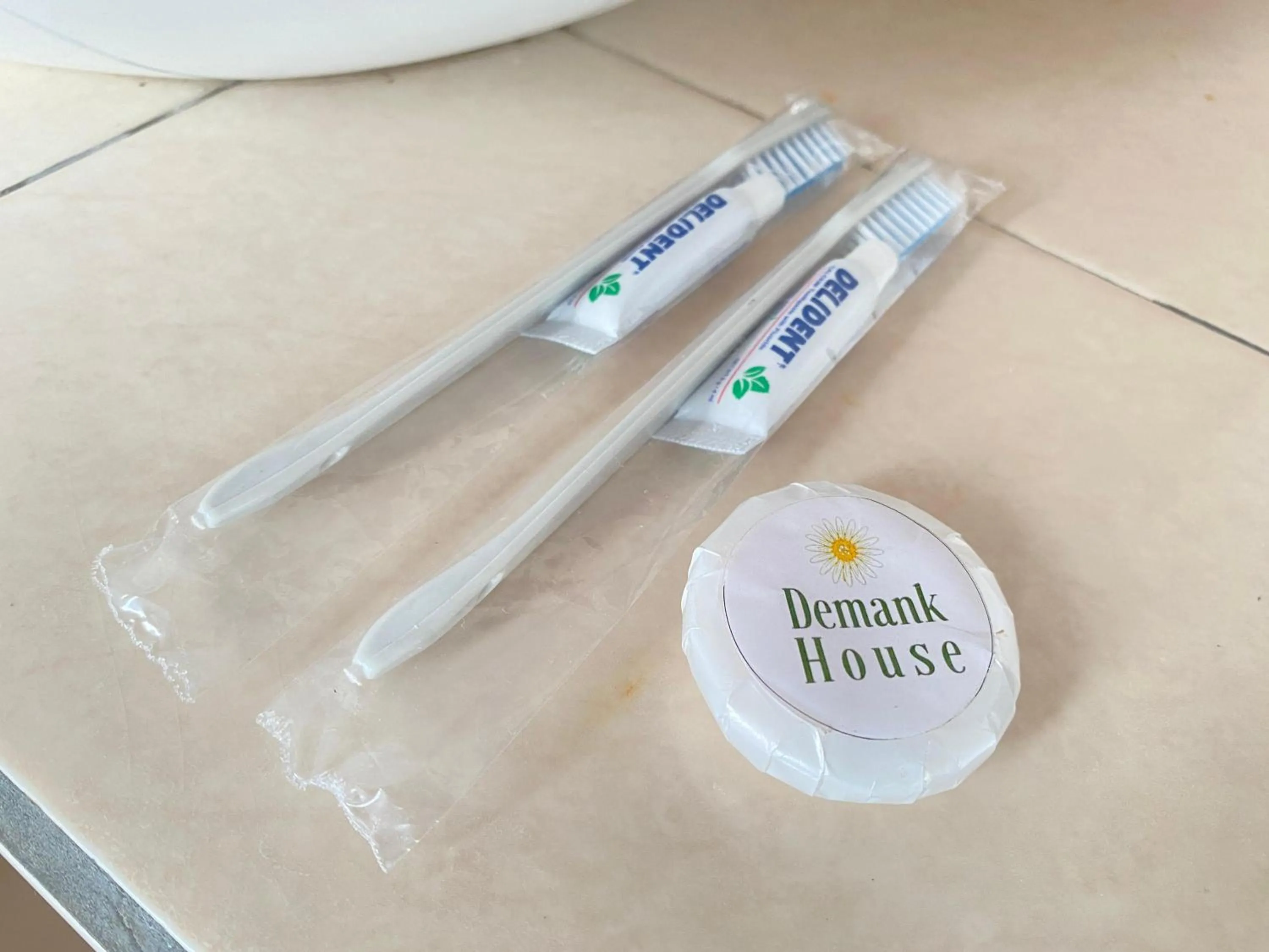 Bathroom in Demank House