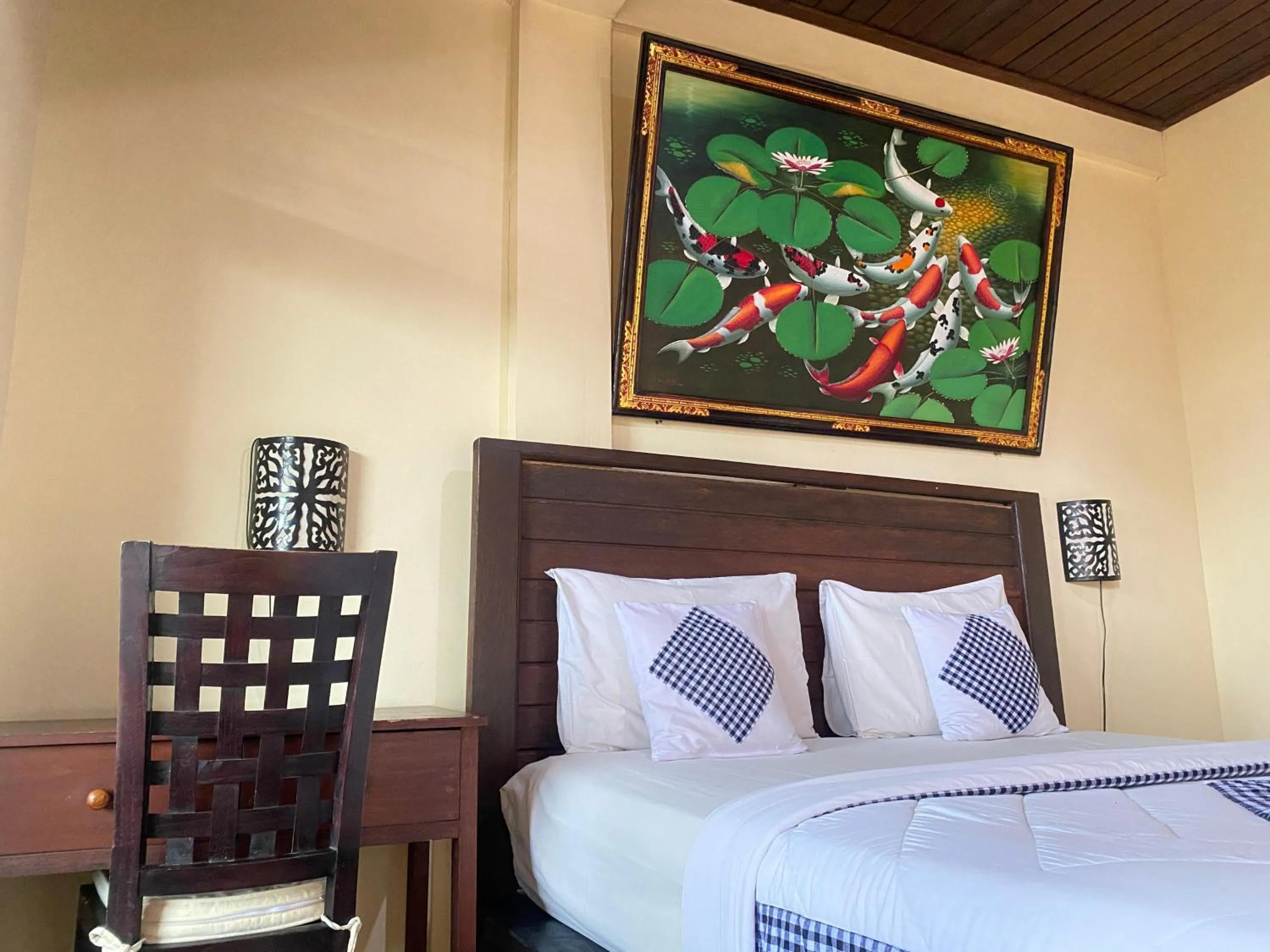 Bedroom, Bed in Demank House