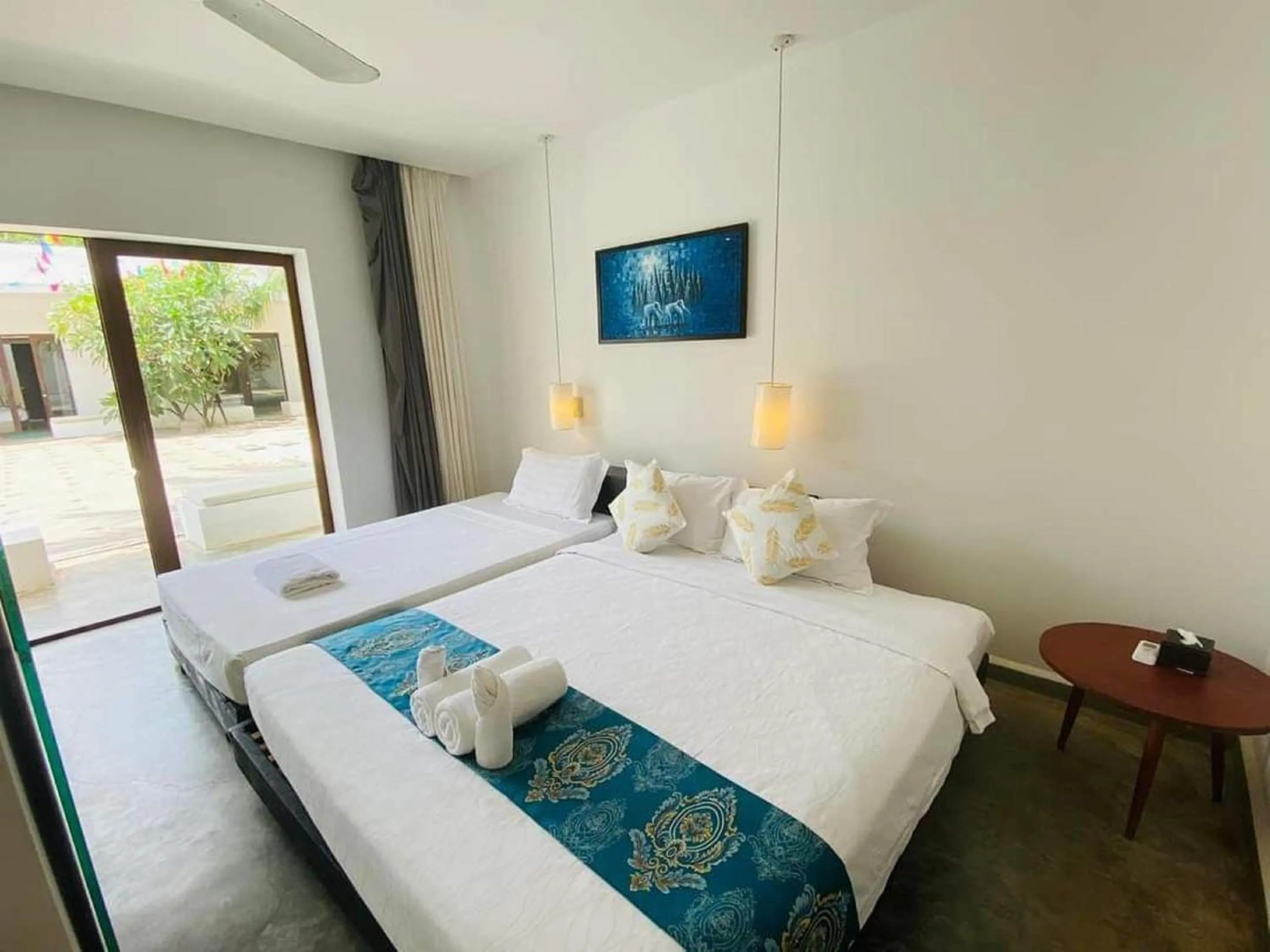 Bedroom in Mittali Beach Hotel