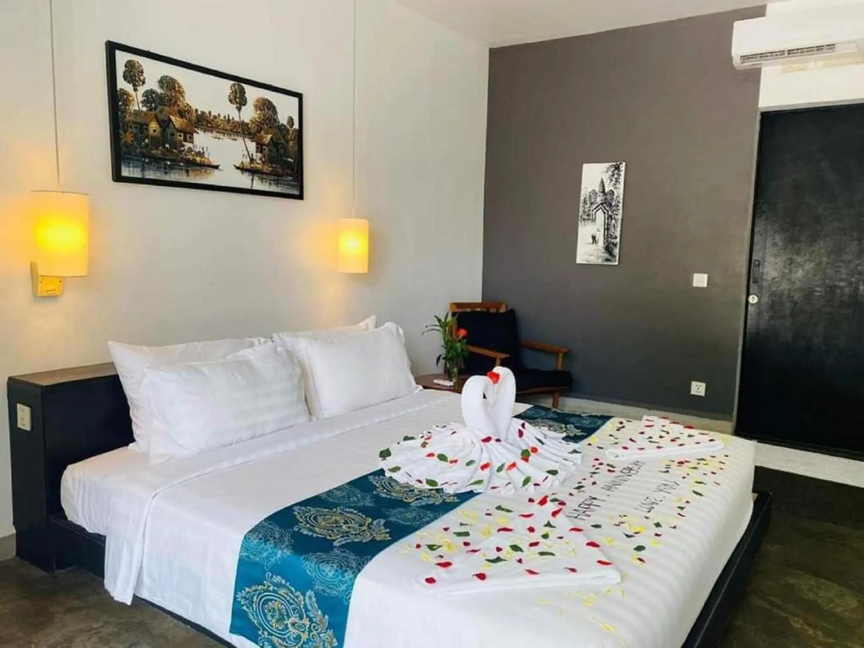 Deluxe Double Room in Mittali Beach Hotel Deluxe Double Room in Mittali Beach Hotel