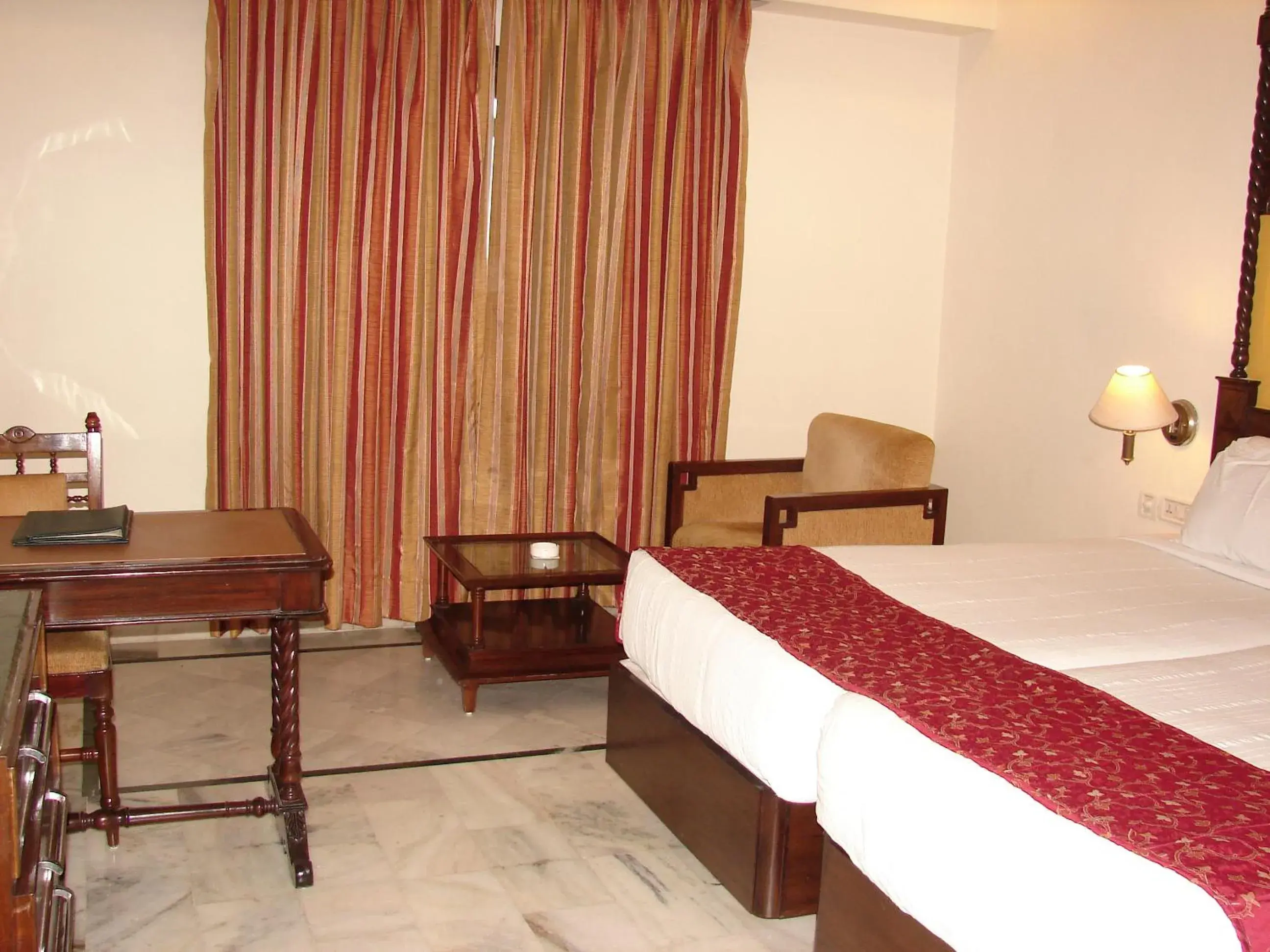 Deluxe Double or Twin Room in Mansingh Palace, Ajmer Deluxe Double or Twin Room in Mansingh Palace, Ajmer