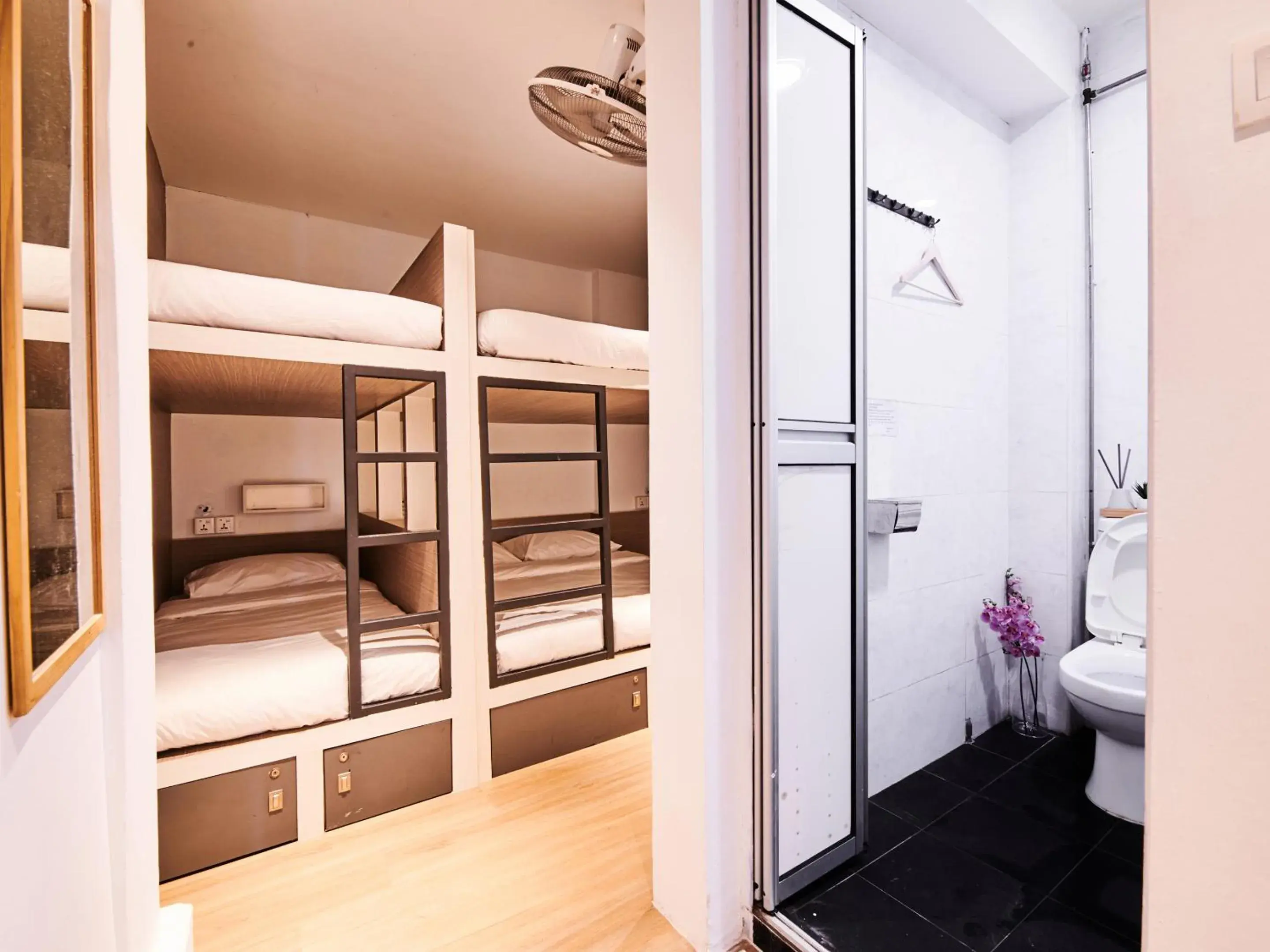 Family Room with Private Bathroom in BEAT. Sports Hostel Family Room with Private Bathroom in BEAT. Sports Hostel