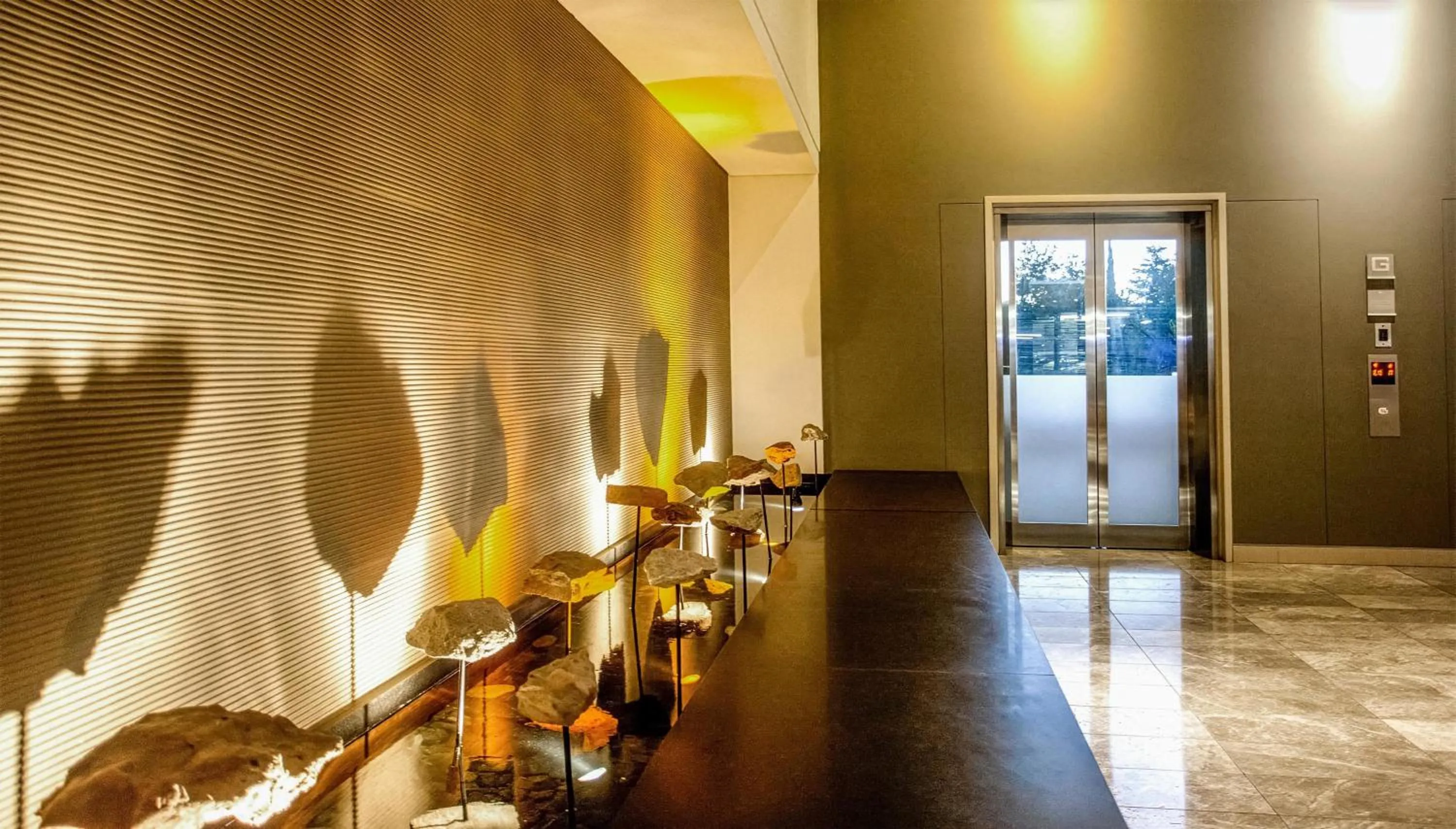 Lobby or reception in Southern Sun Hyde Park Sandton