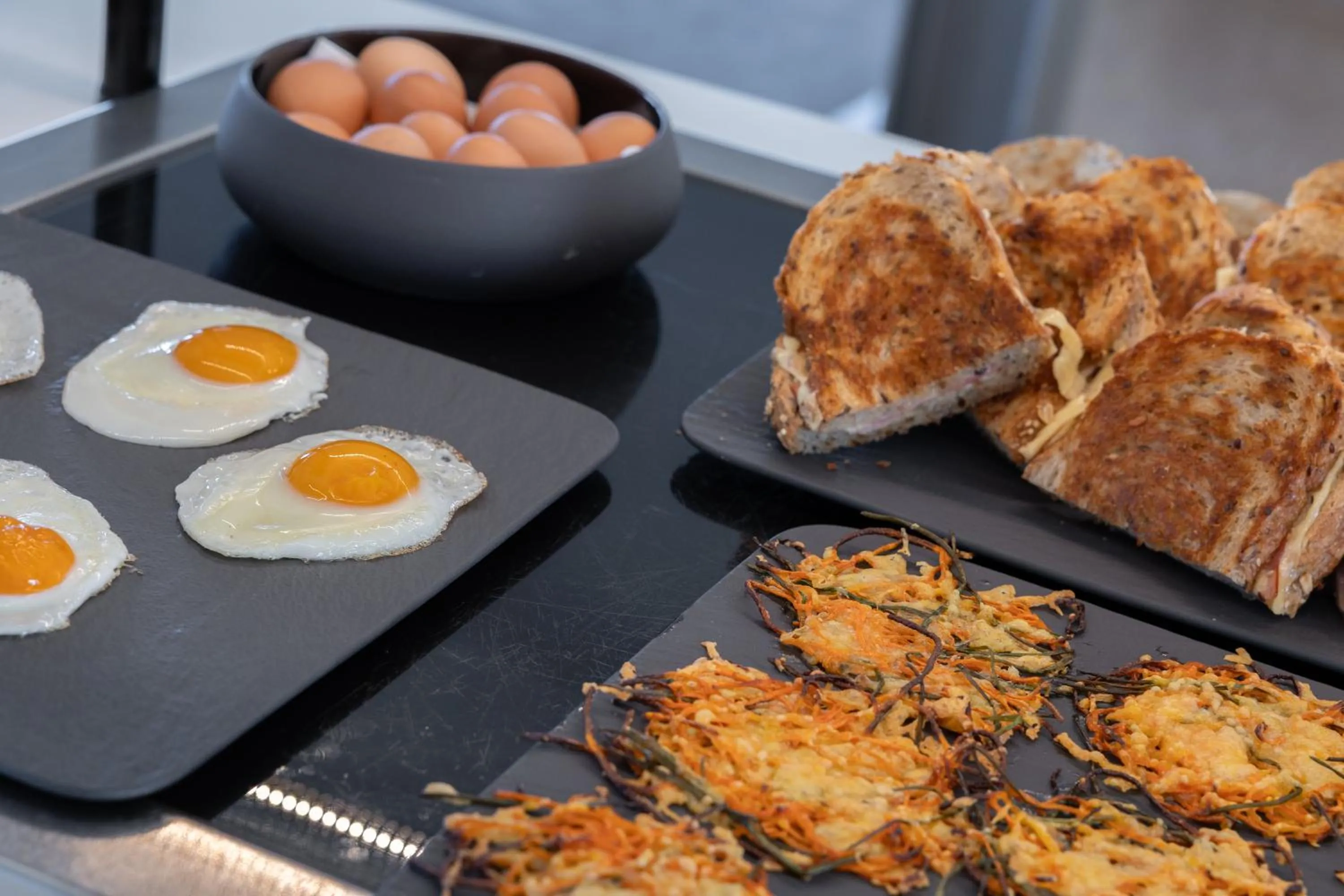 Breakfast in Hotel de Baak Seaside