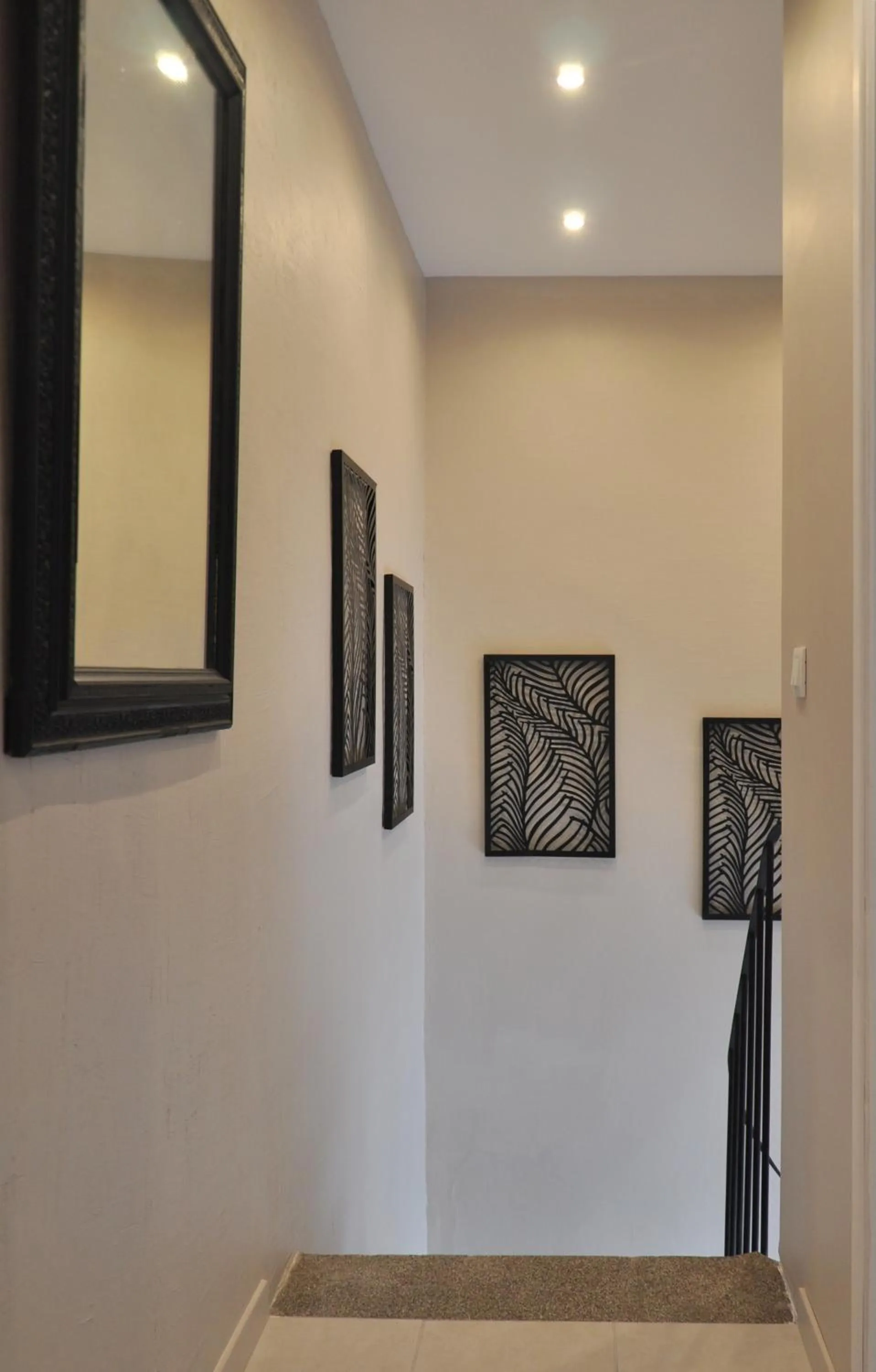 Decorative detail in A l'Orée Des Vignes