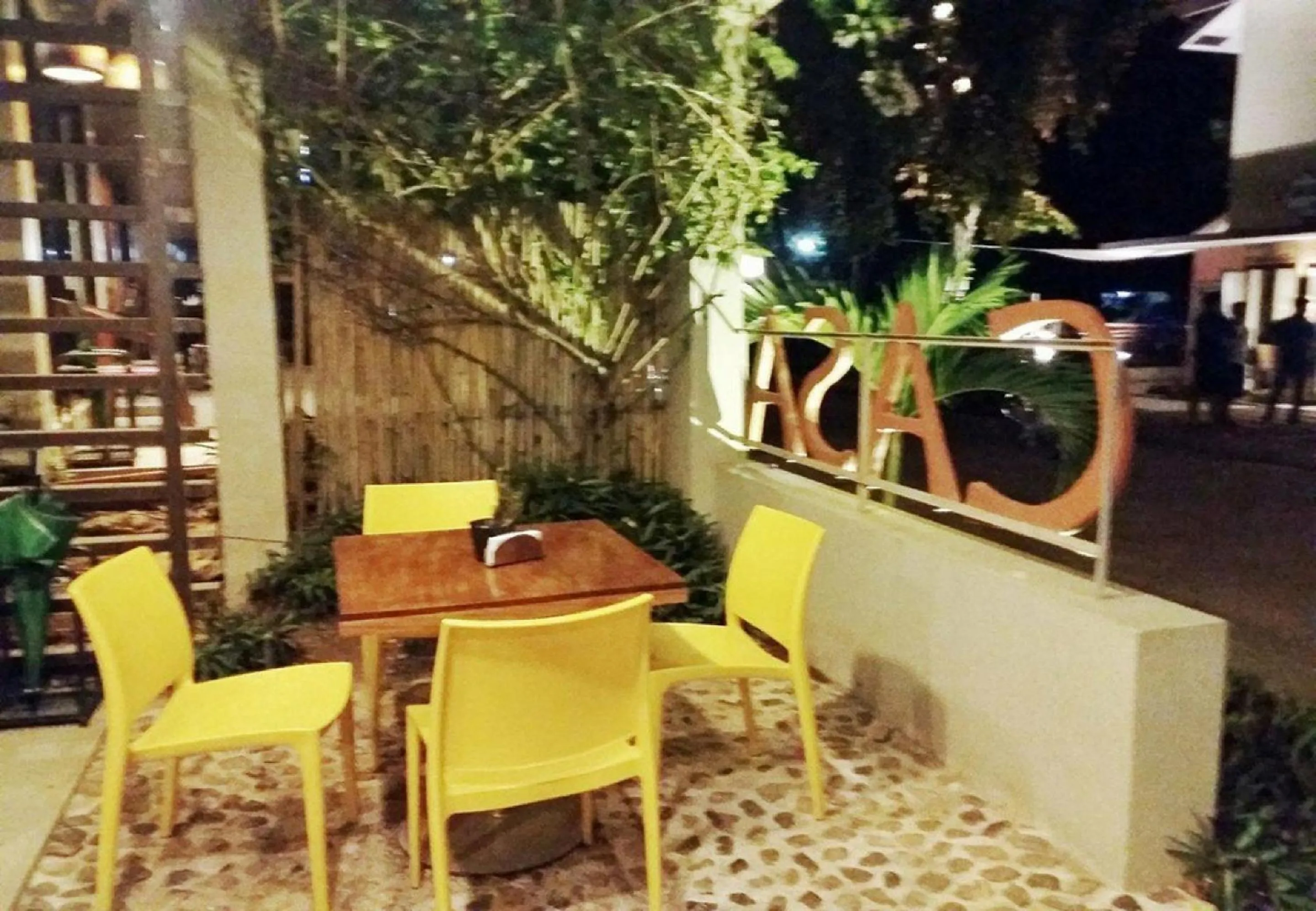 Restaurant/places to eat in Casa Coron Hotel