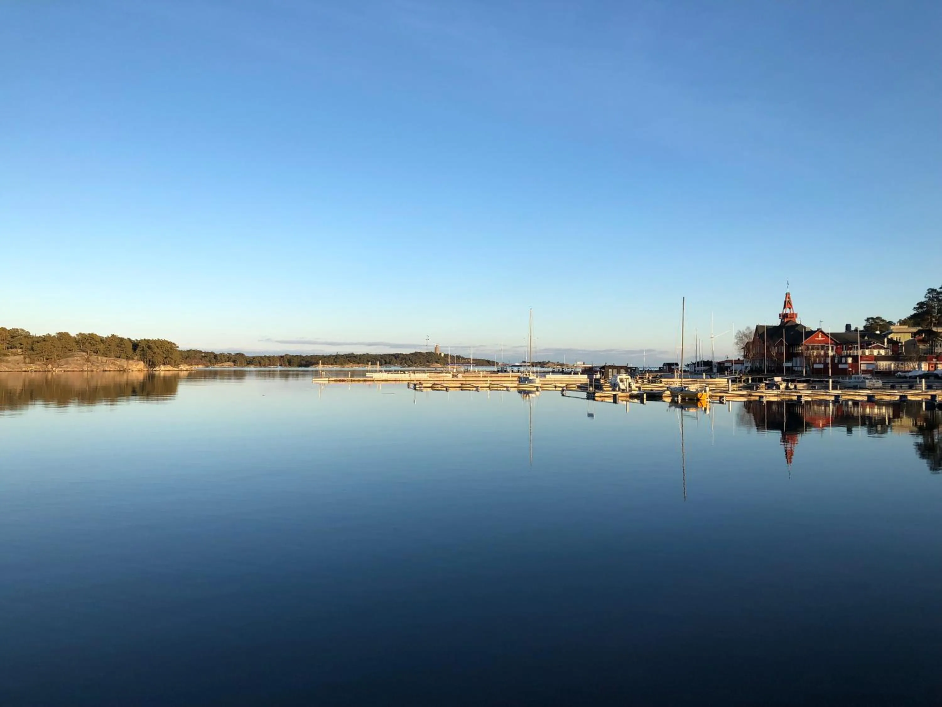 Property building in Sandhamn Seglarhotell