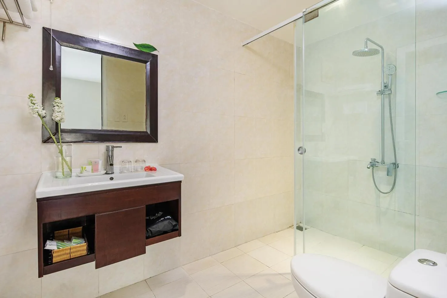 Garden view in The Sailing Bay Beach Resort