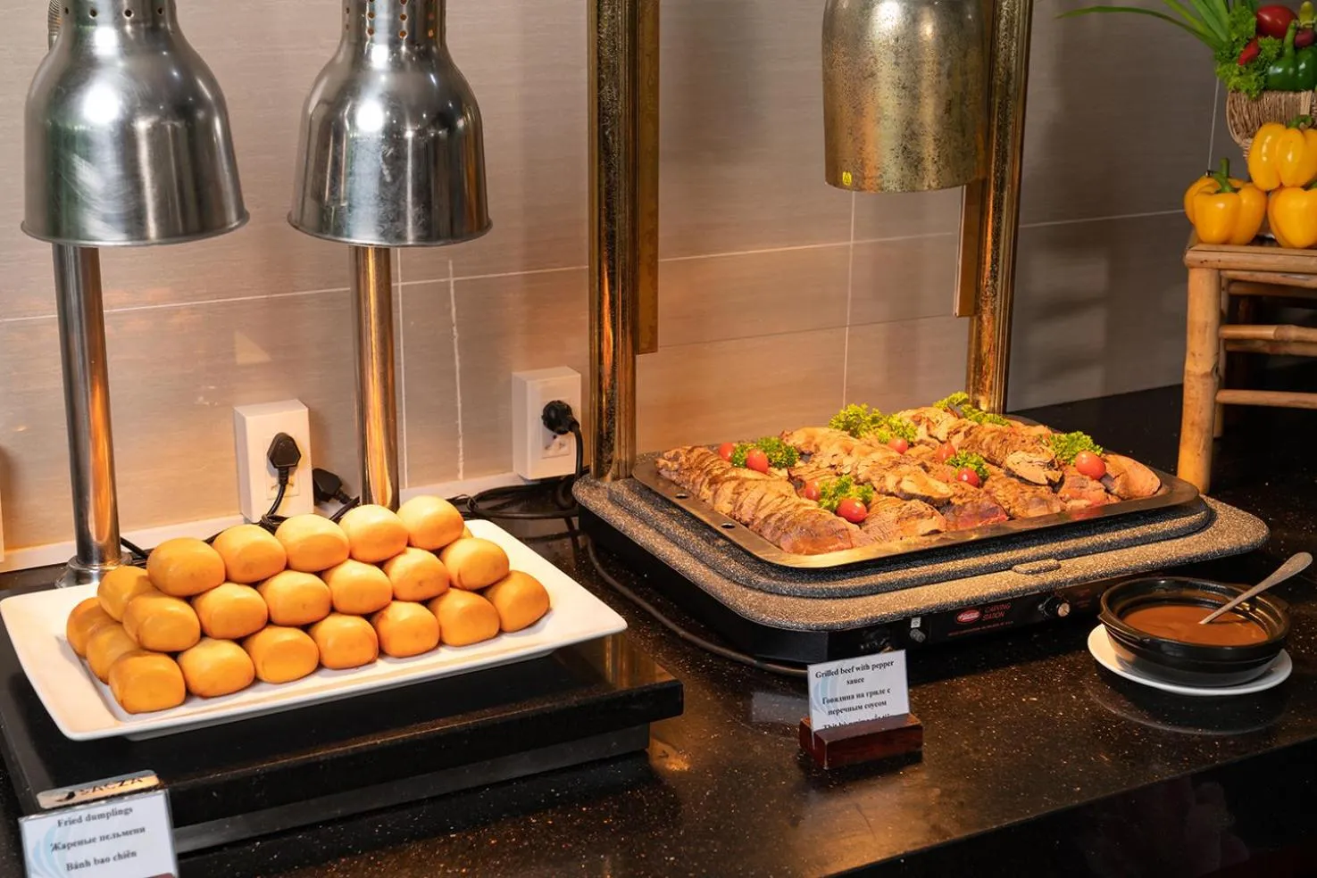 Restaurant/places to eat in The Sailing Bay Beach Resort