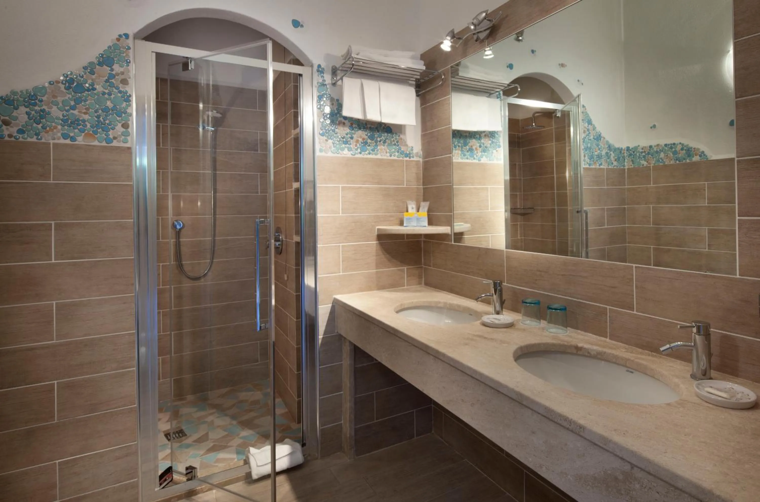 Shower in Hotel Corallaro