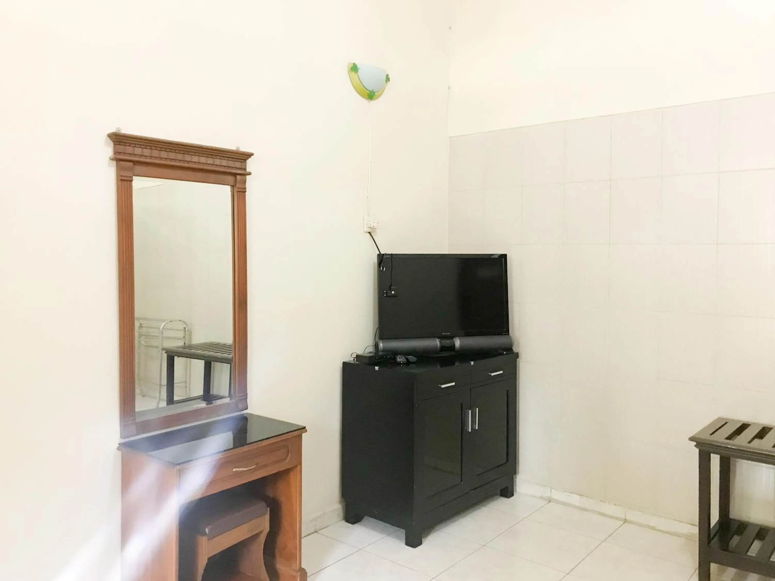 Bedroom in Villa Bunga Guest House RedPartner