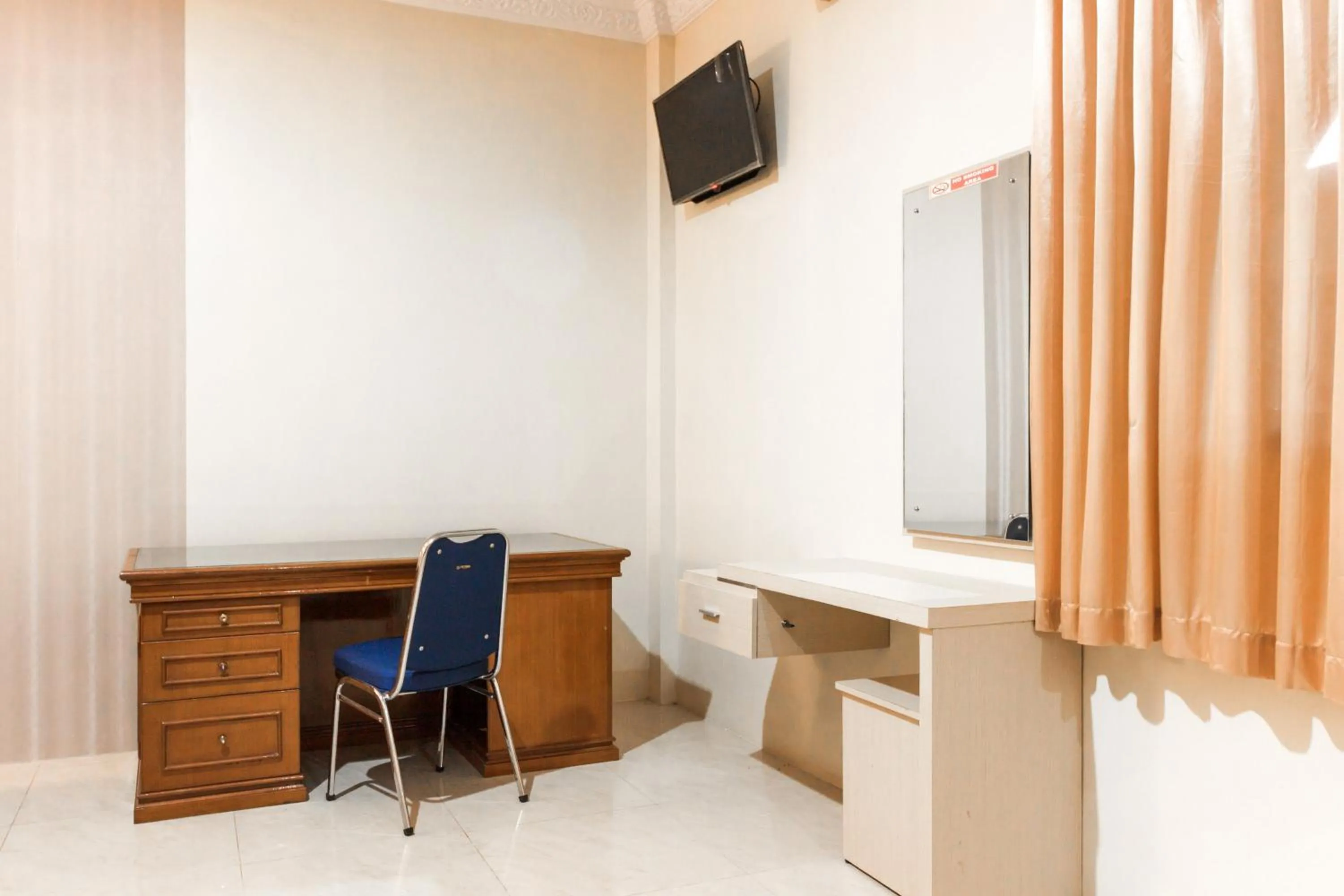 Other in RedDoorz Plus near Pantai Malalayang Manado