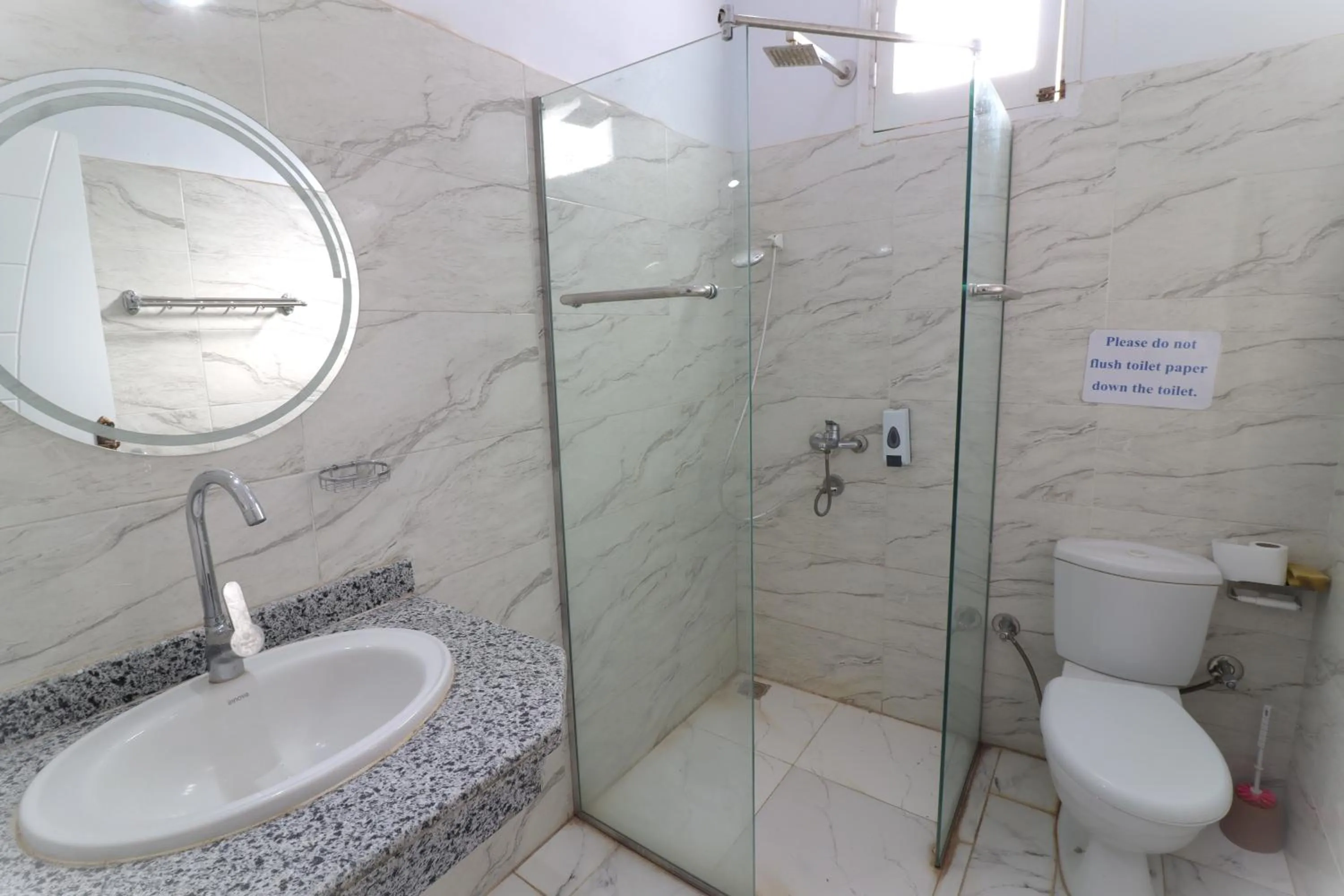 Mama Africa Apts & Studios