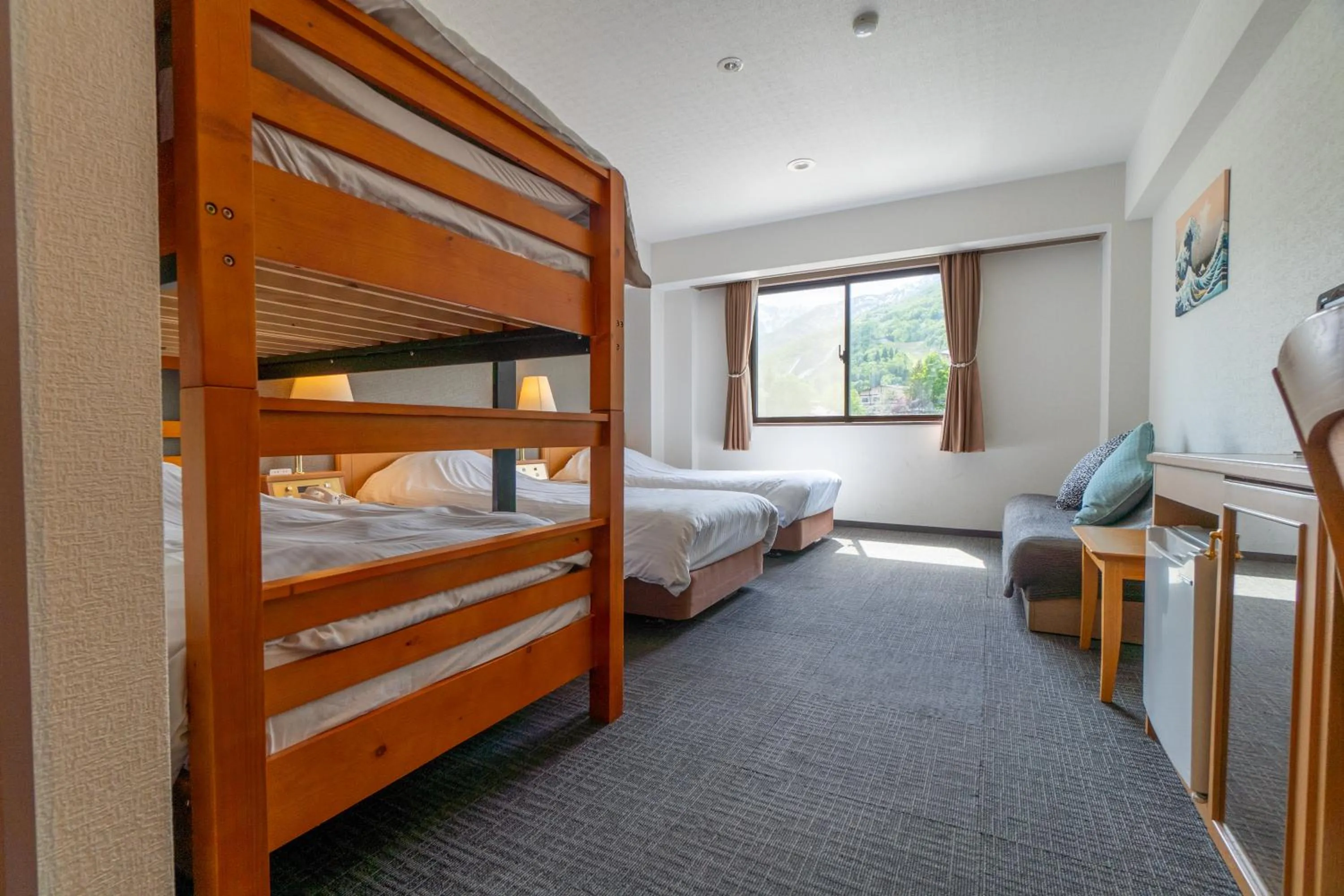 bunk bed, Bed in Hakuba Panorama Hotel