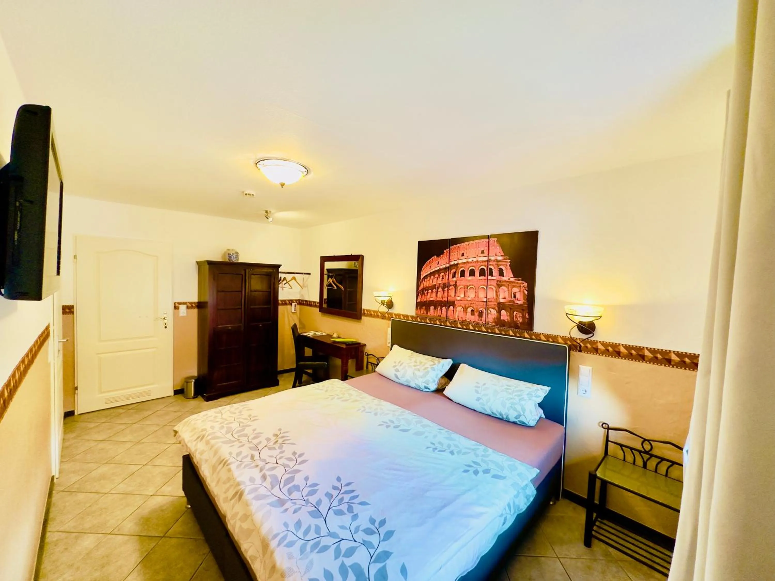 Bed in Europa Pension zum Grünen Baum