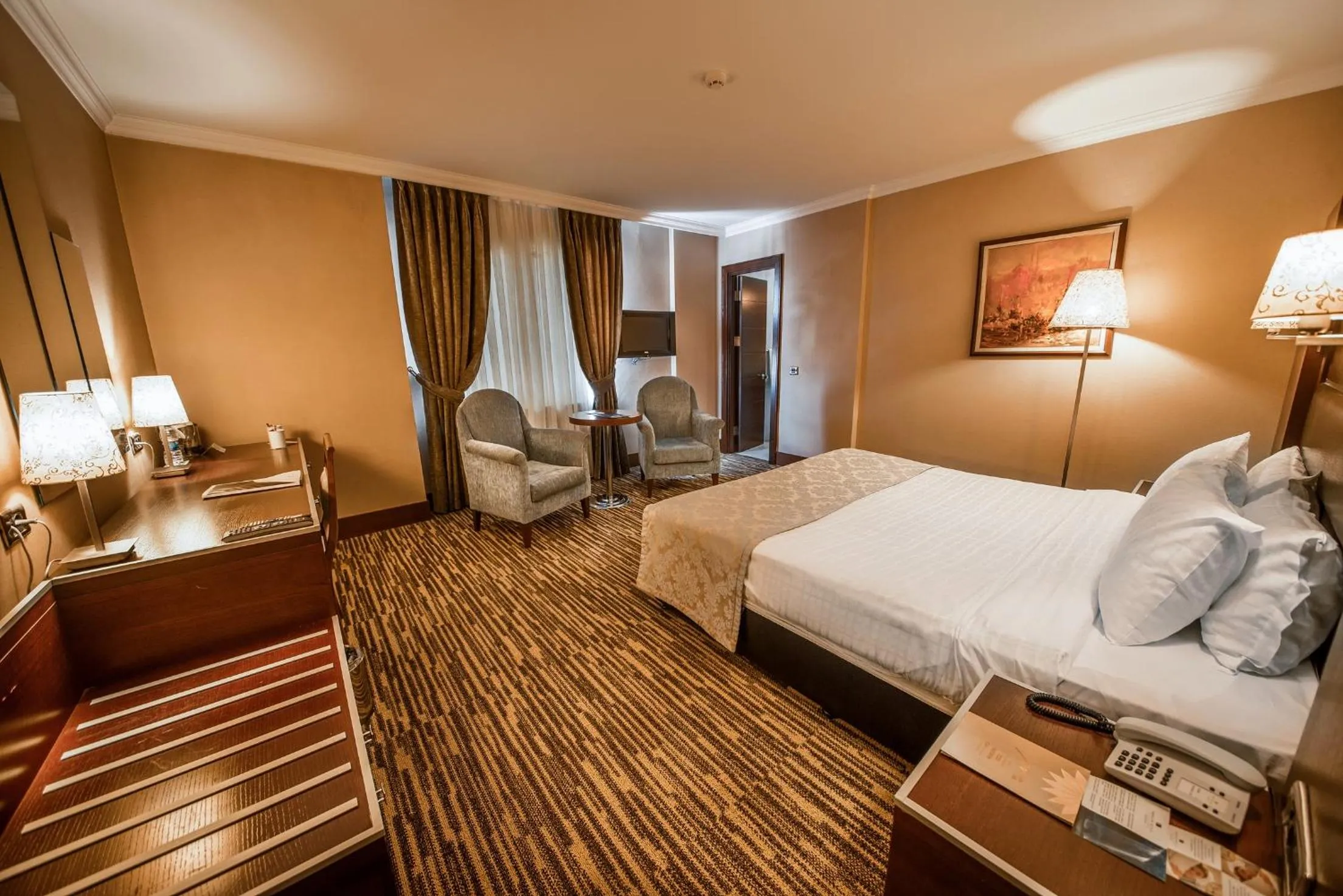 Decorative detail, Bed in Dream Hill Business Deluxe Hotel Asia